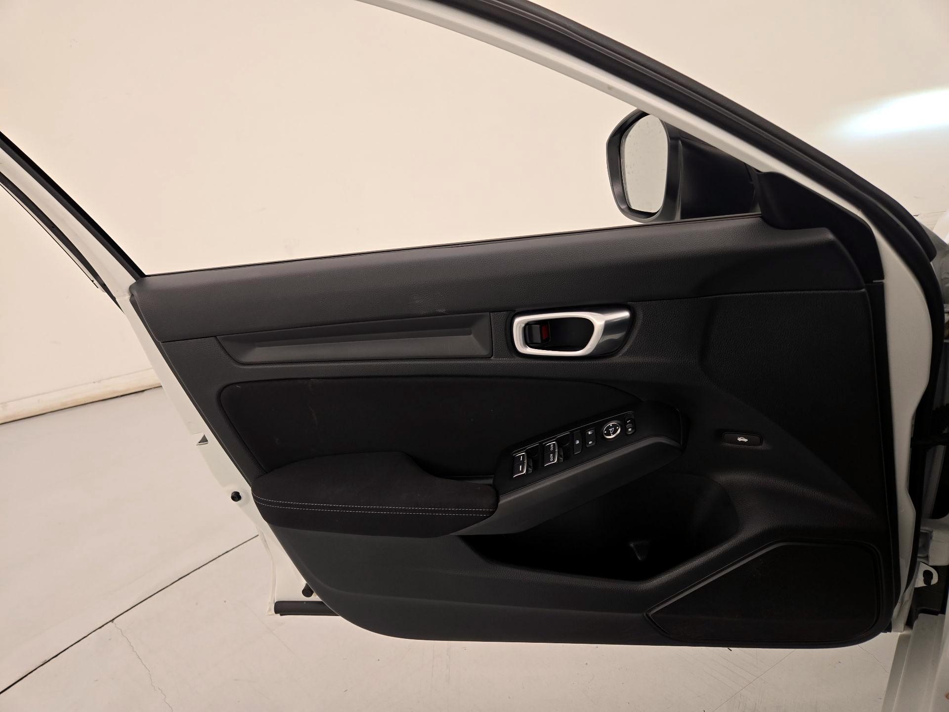 Thumbnail: 2023 Honda Civic - 12