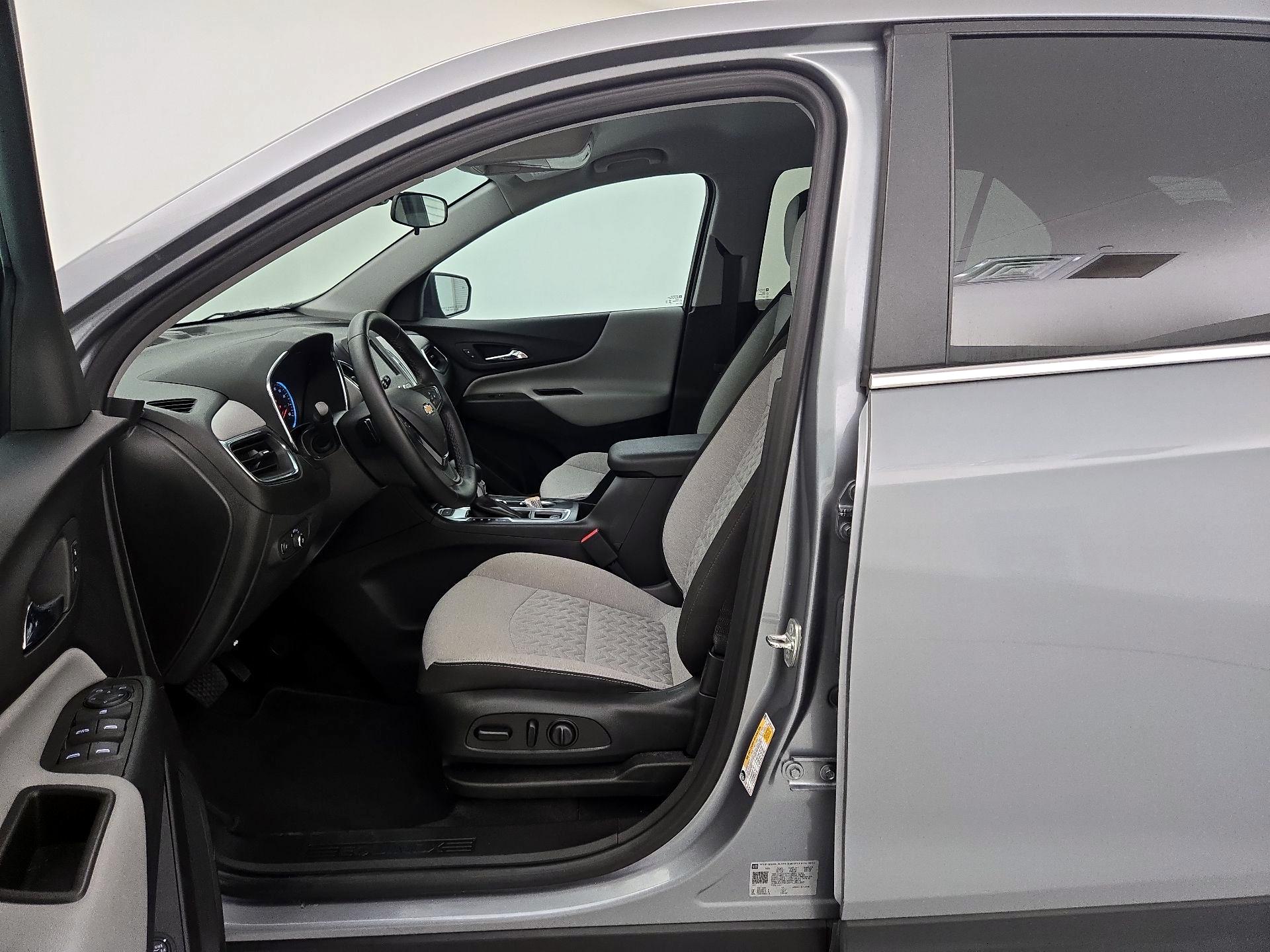 Thumbnail: 2023 Chevrolet Equinox - 11