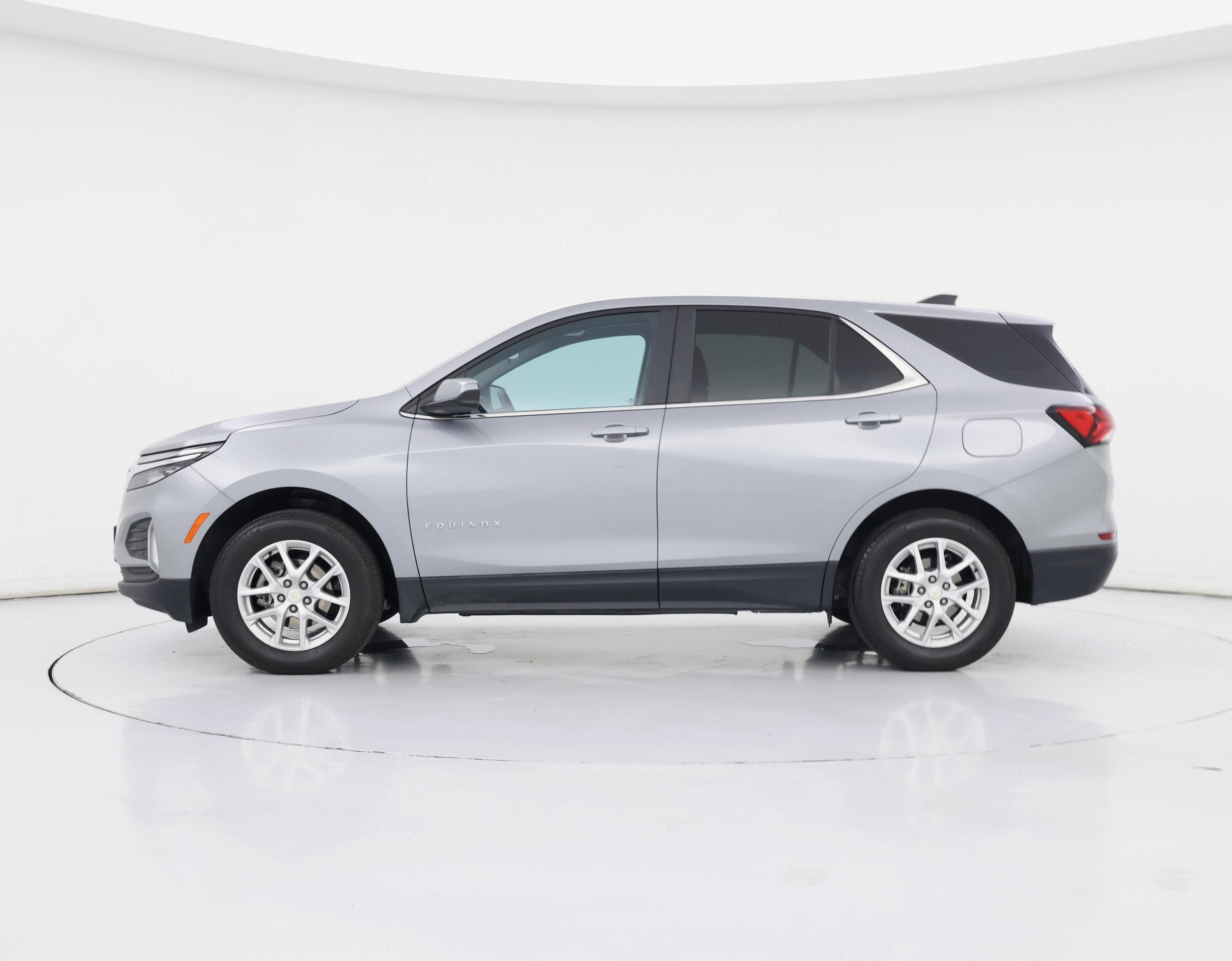 Thumbnail: 2023 Chevrolet Equinox - 3