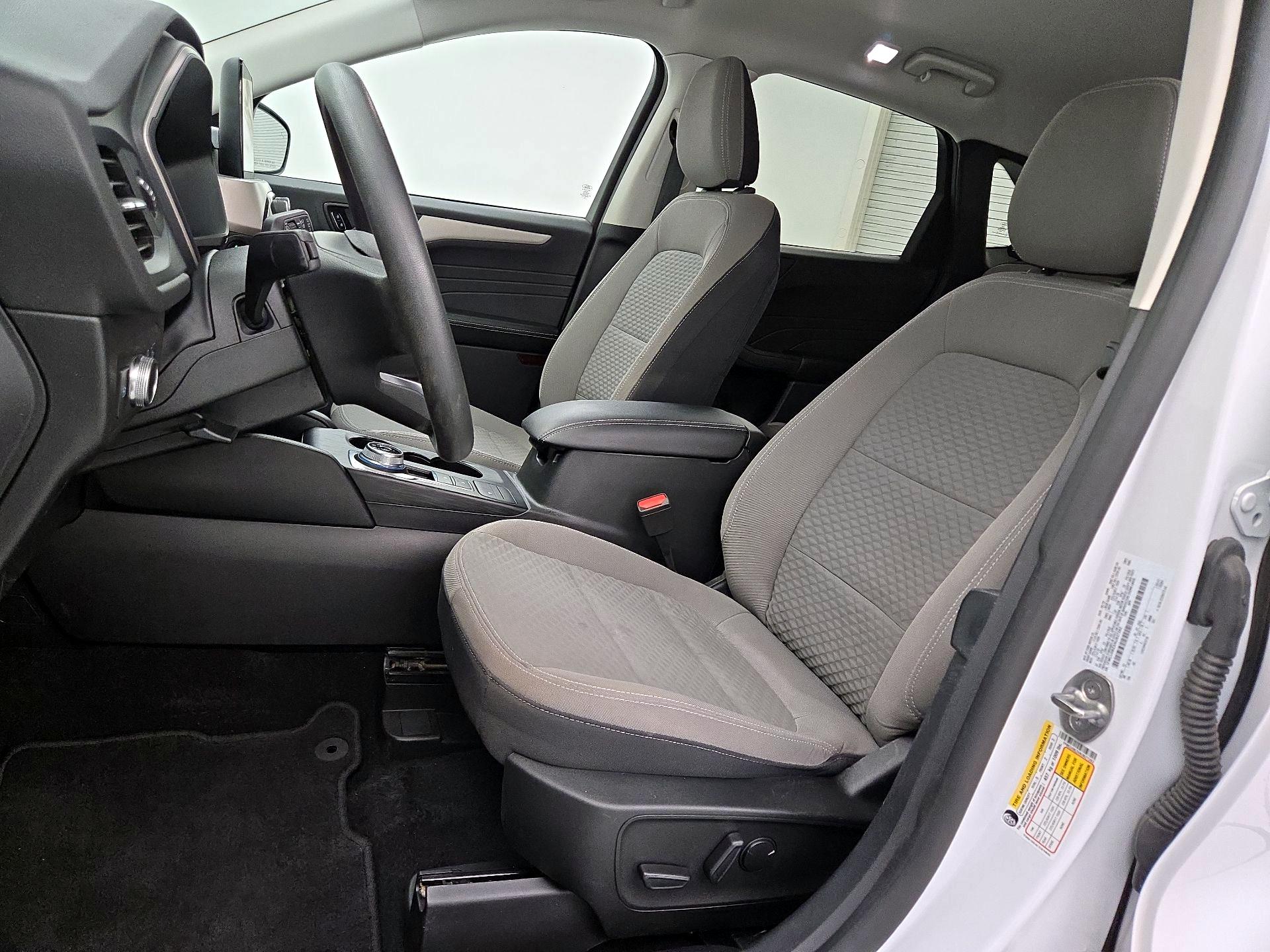 Thumbnail: 2022 Ford Escape - 11
