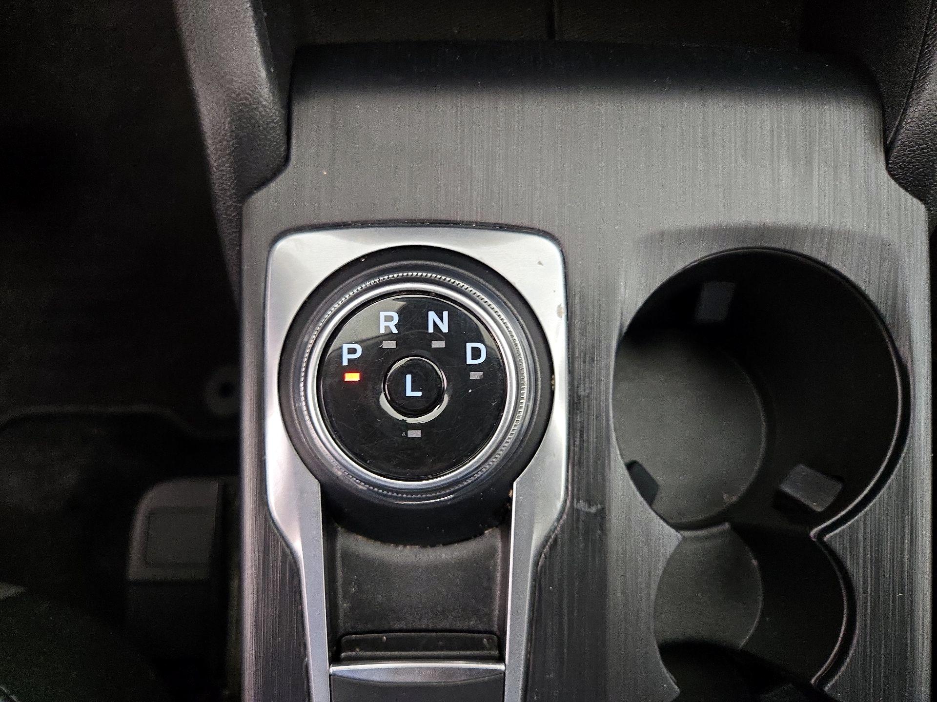 Thumbnail: 2022 Ford Escape - 17