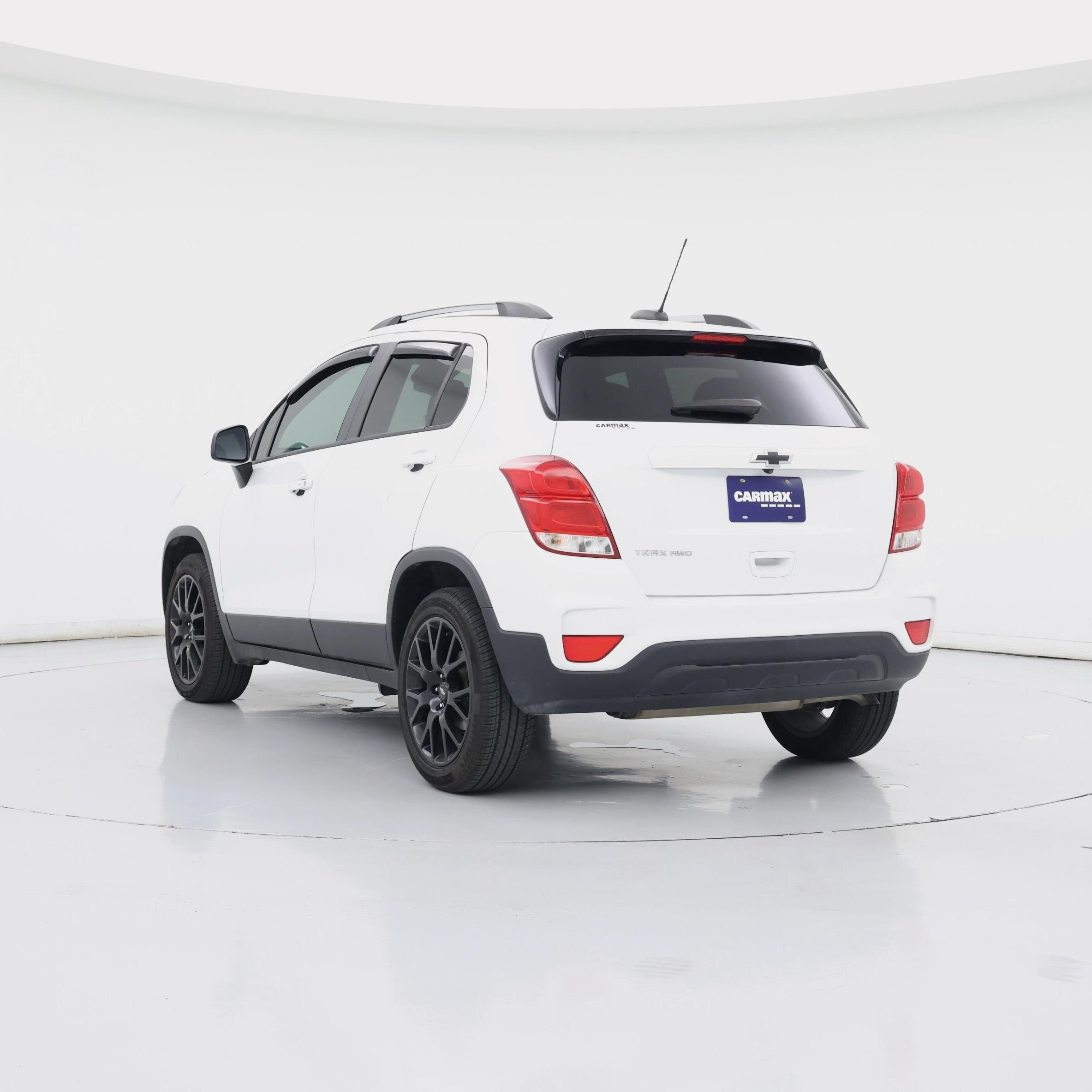 Thumbnail: 2022 Chevrolet Trax - 2