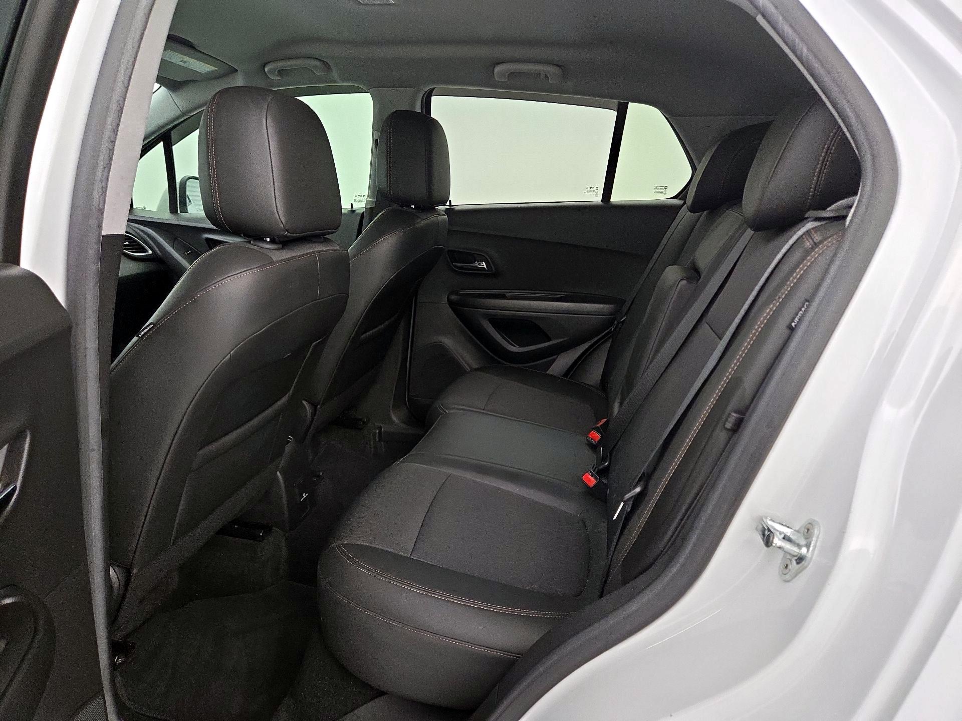 Thumbnail: 2022 Chevrolet Trax - 19