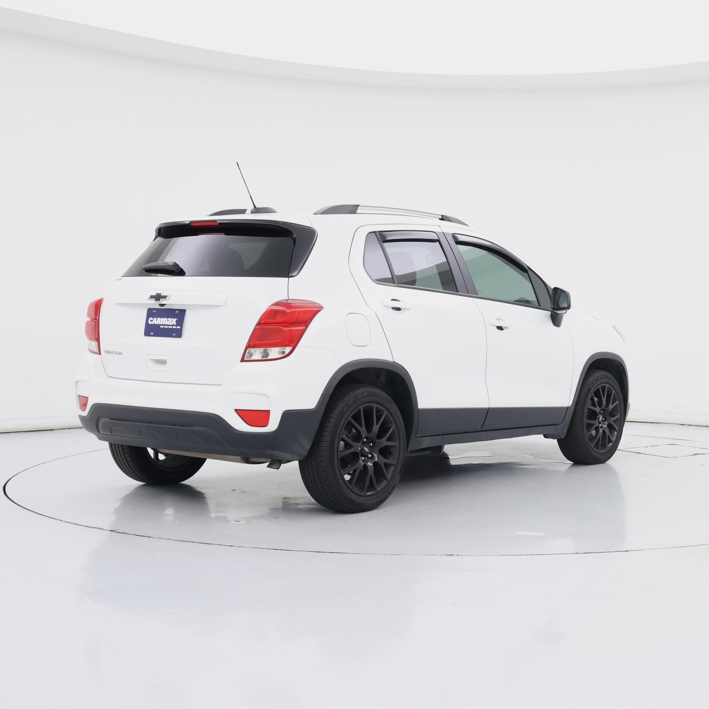 Thumbnail: 2022 Chevrolet Trax - 8