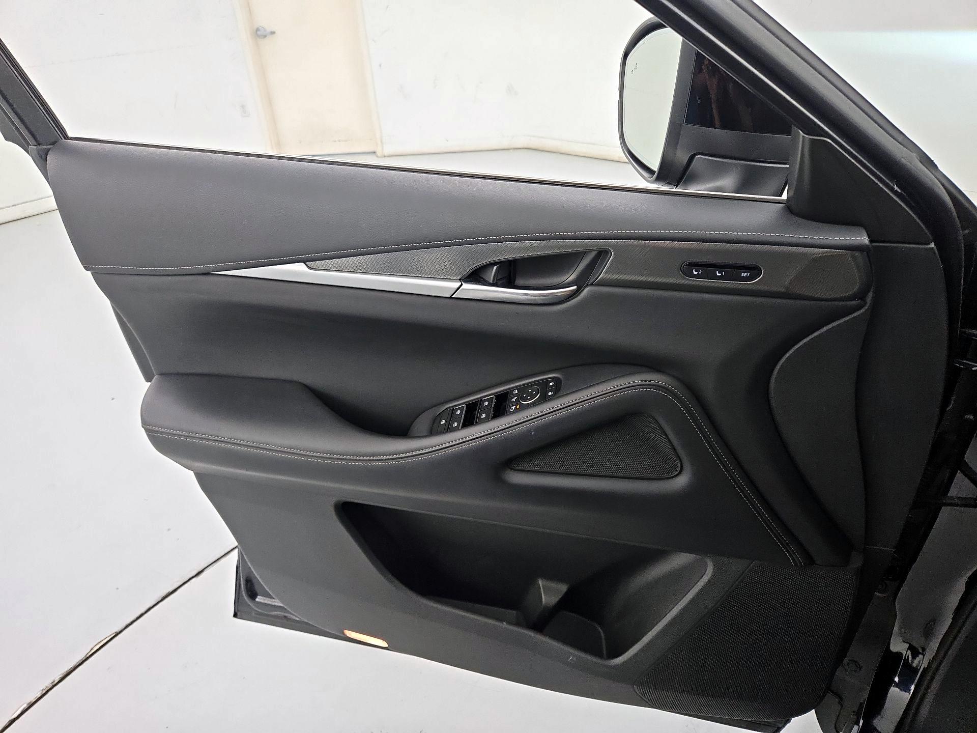 Thumbnail: 2022 INFINITI QX60 - 10