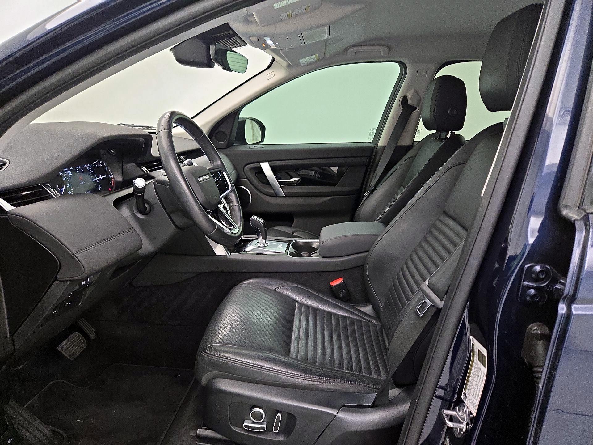 Thumbnail: 2021 Land Rover Discovery Sport - 11