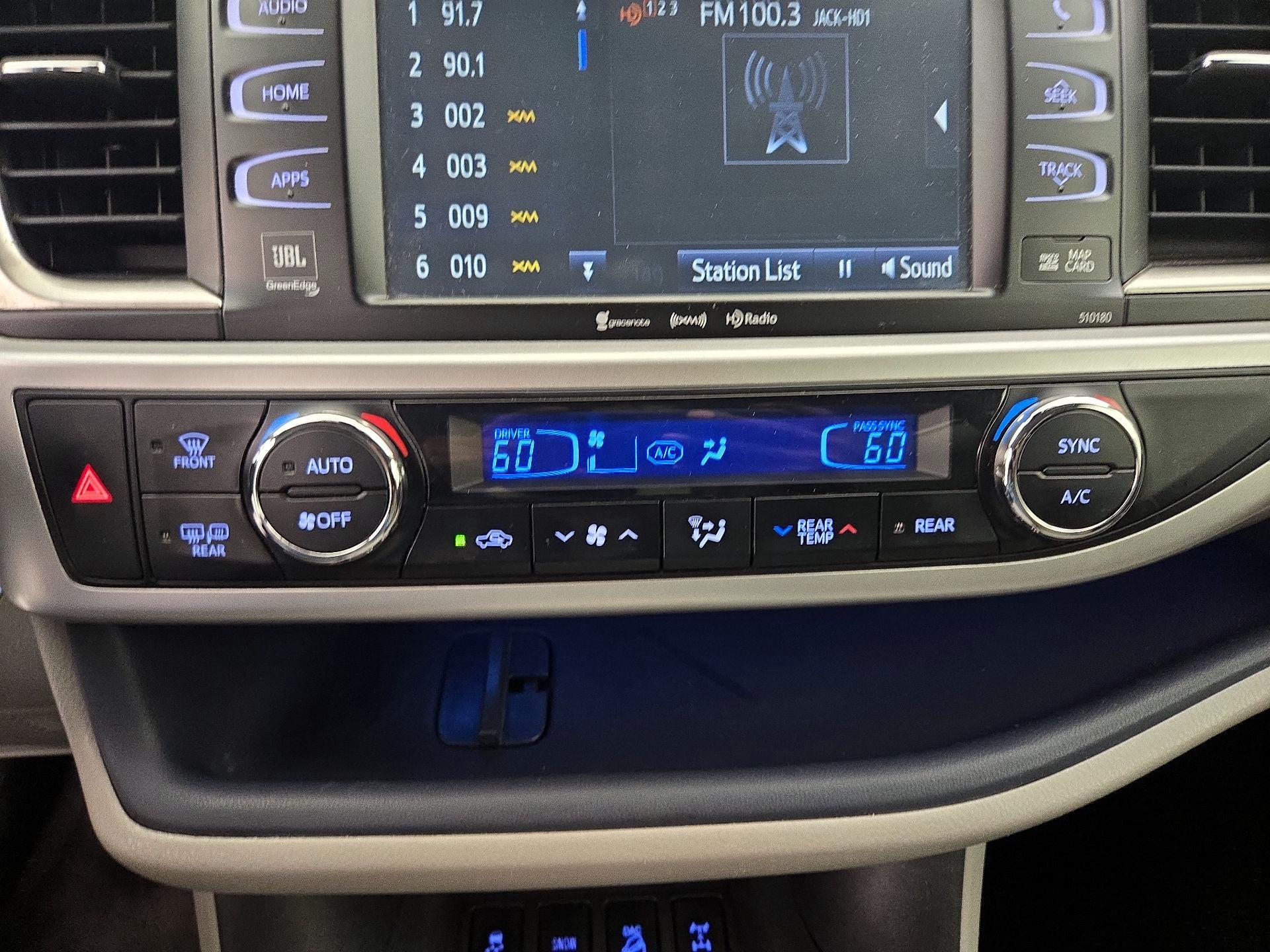 Thumbnail: 2017 Toyota Highlander - 17