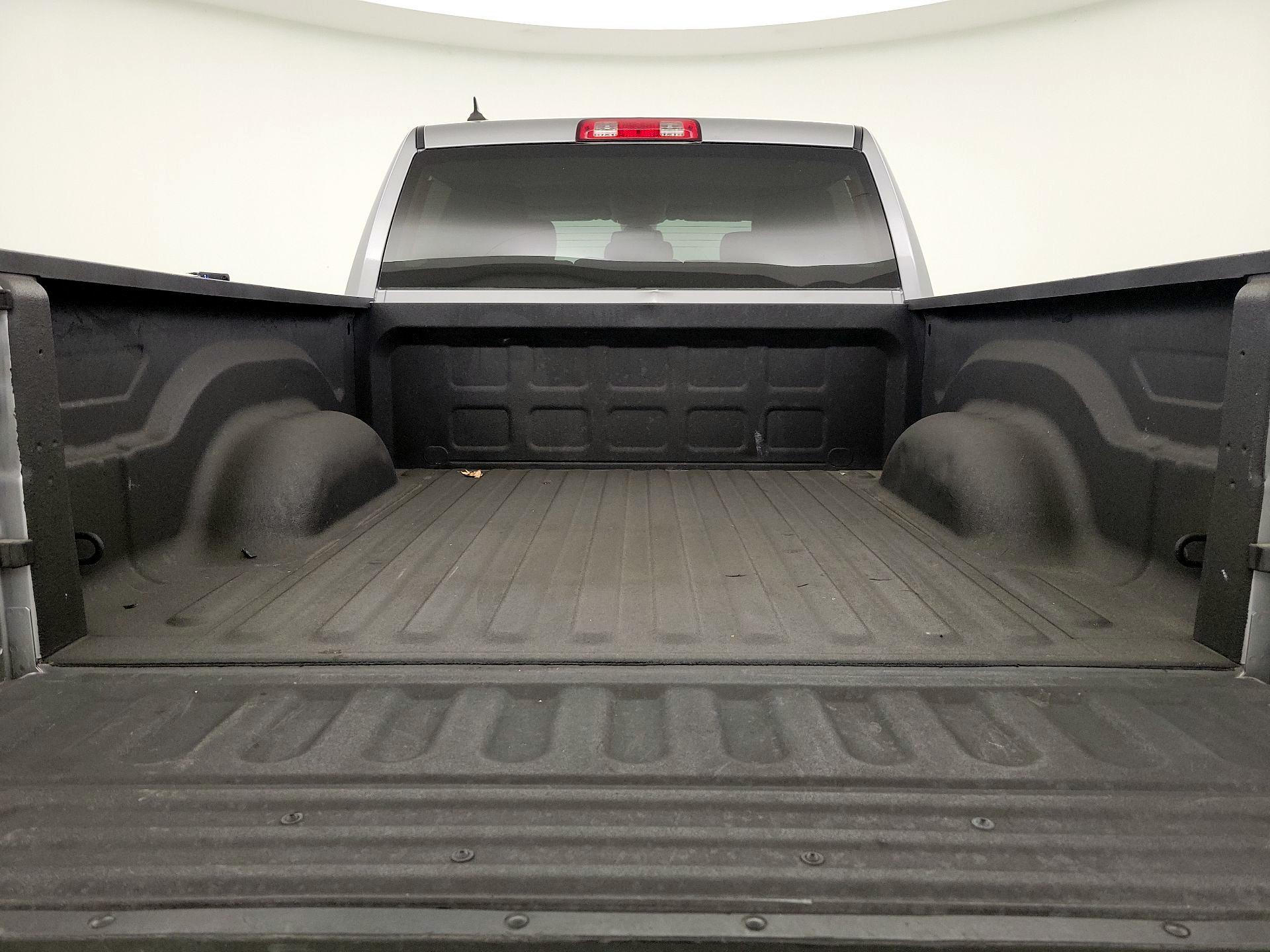 Thumbnail: 2023 RAM 1500 Classic - 19