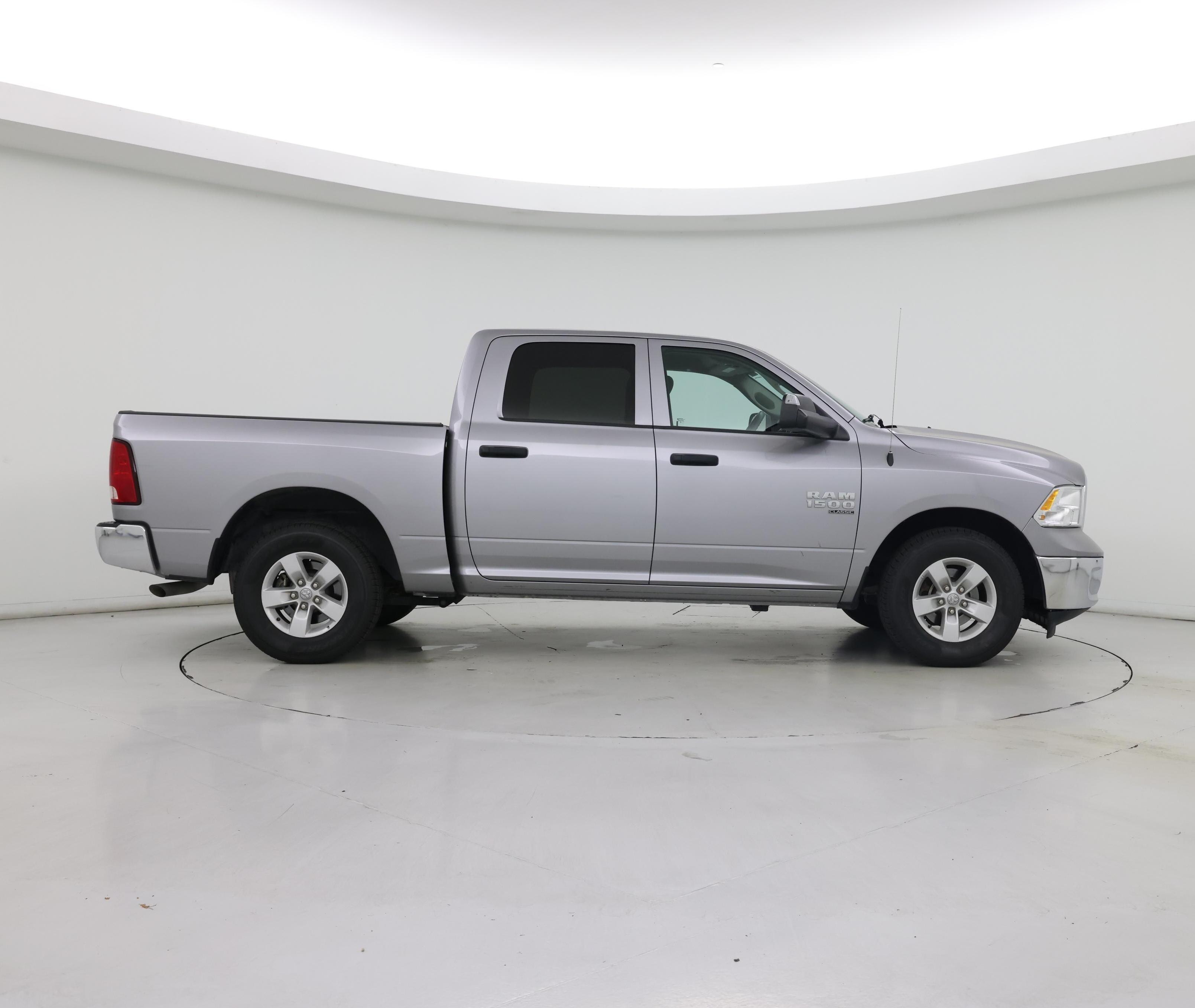 Thumbnail: 2023 RAM 1500 Classic - 7