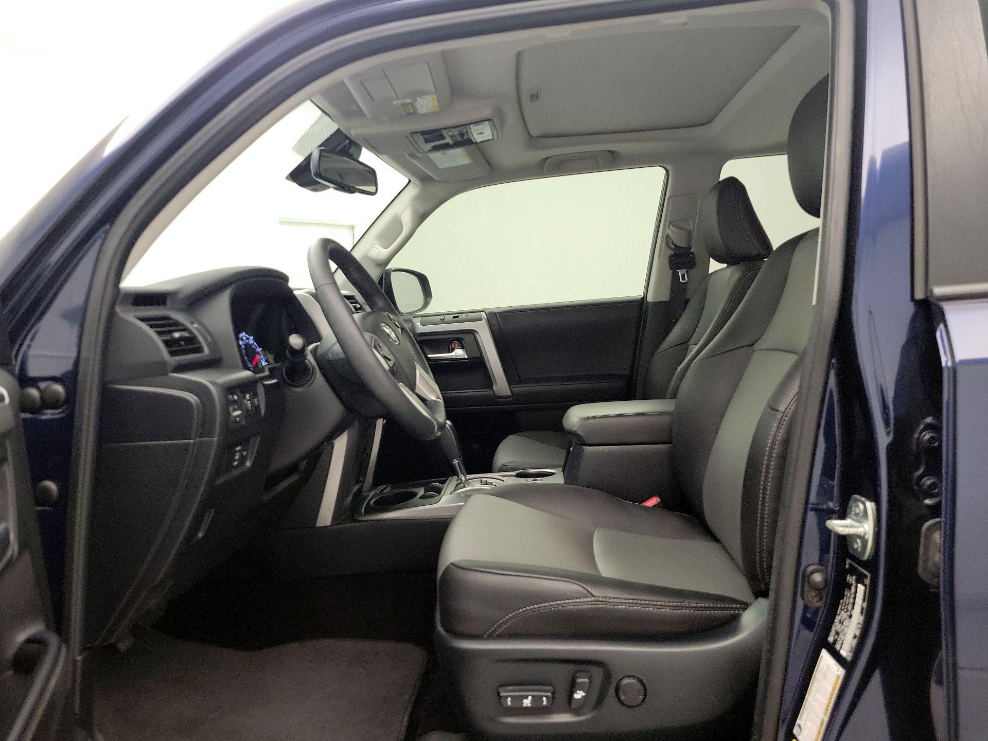 Thumbnail: 2022 Toyota 4Runner - 11