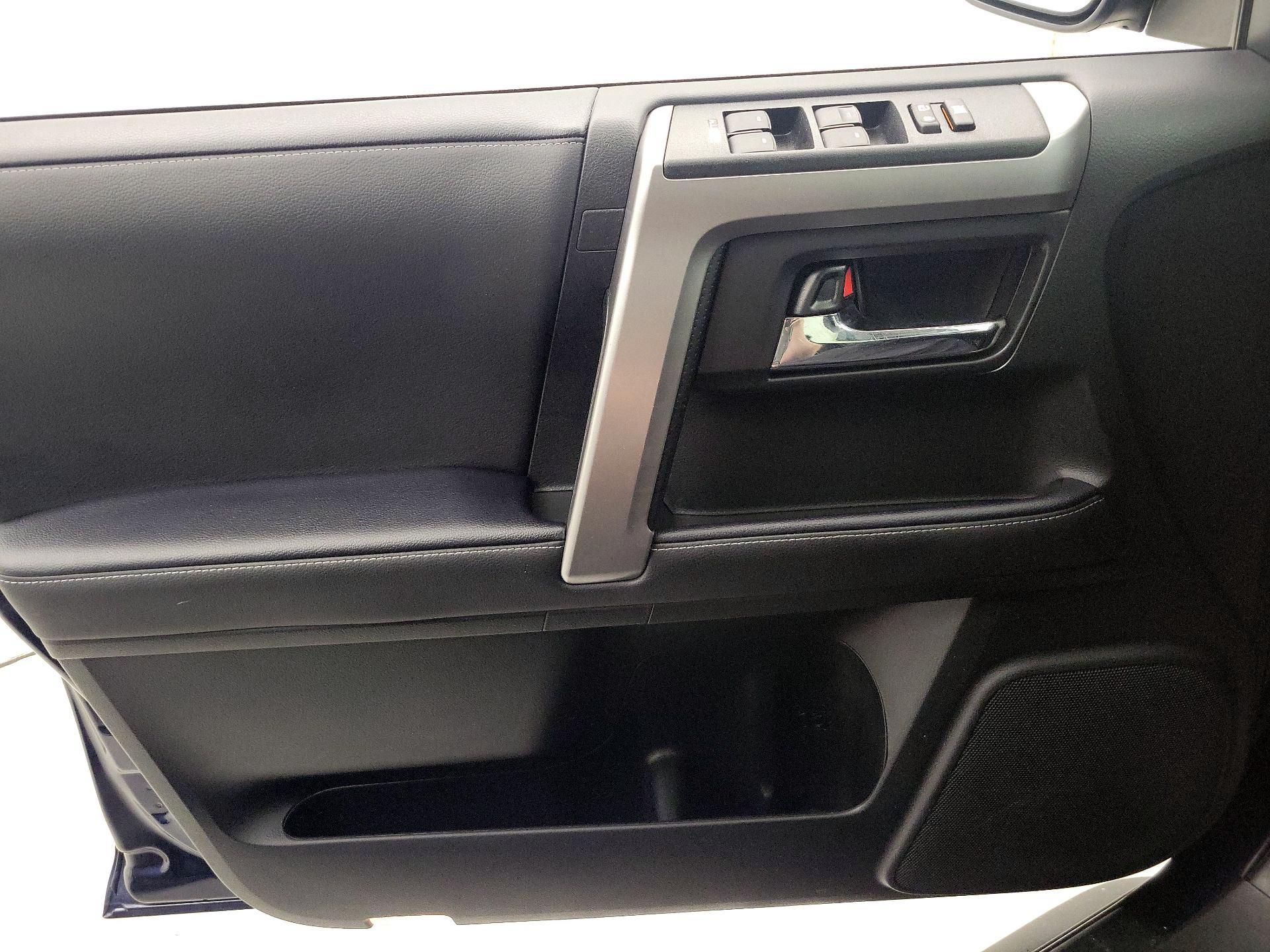 Thumbnail: 2022 Toyota 4Runner - 12