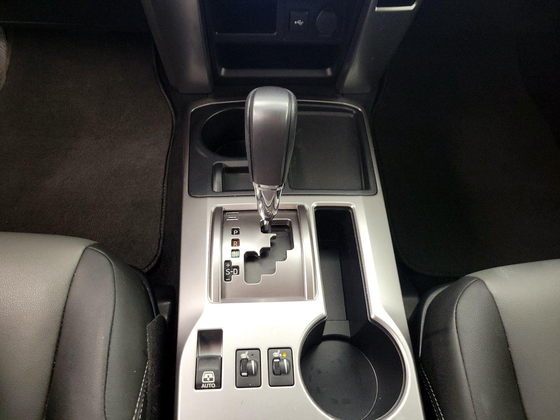 Thumbnail: 2022 Toyota 4Runner - 18