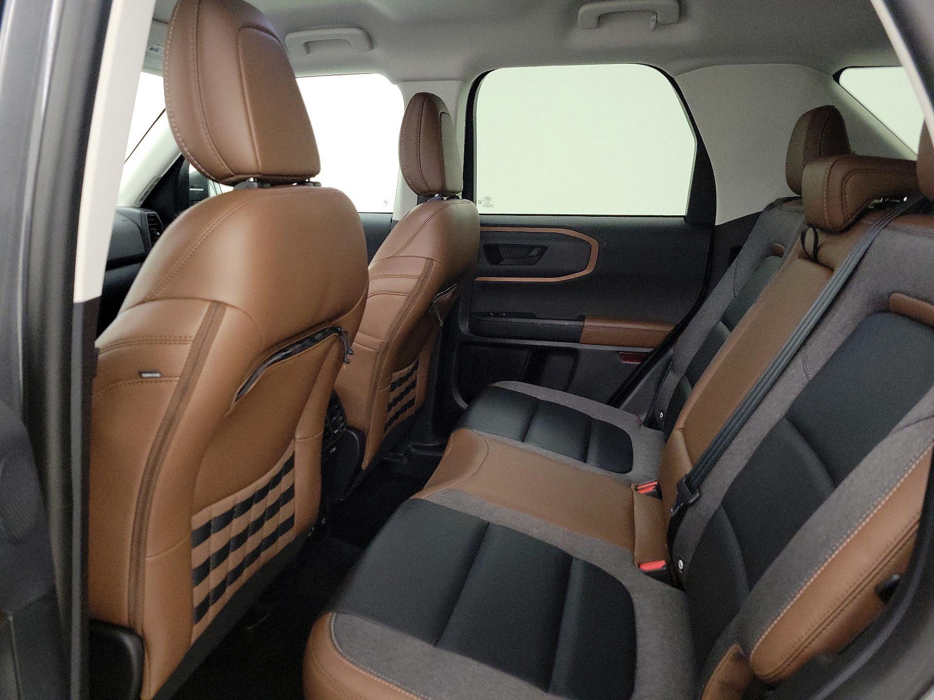 Thumbnail: 2022 Ford Bronco Sport - 18