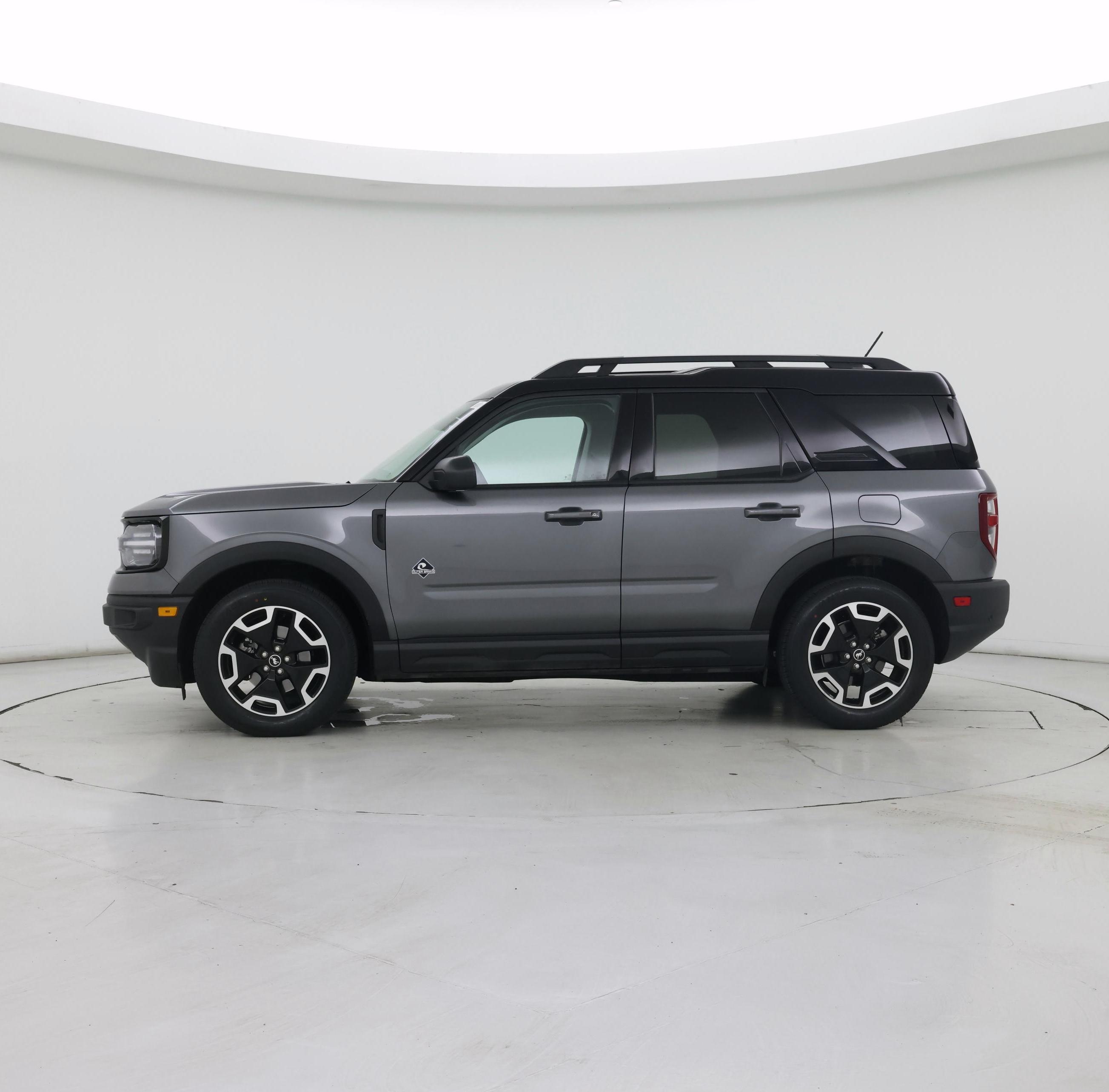 Thumbnail: 2022 Ford Bronco Sport - 3