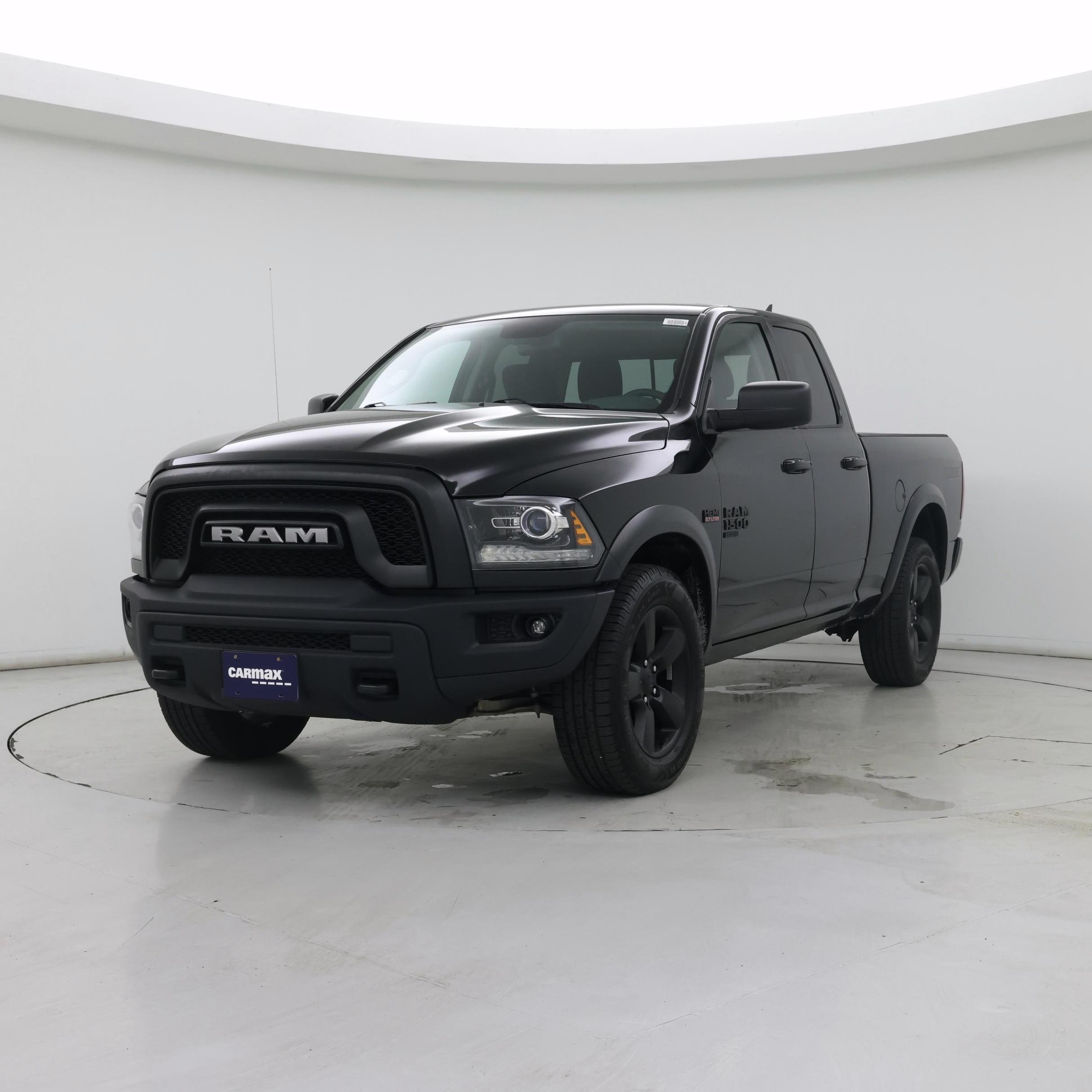 Thumbnail: 2019 RAM 1500 Classic - 4