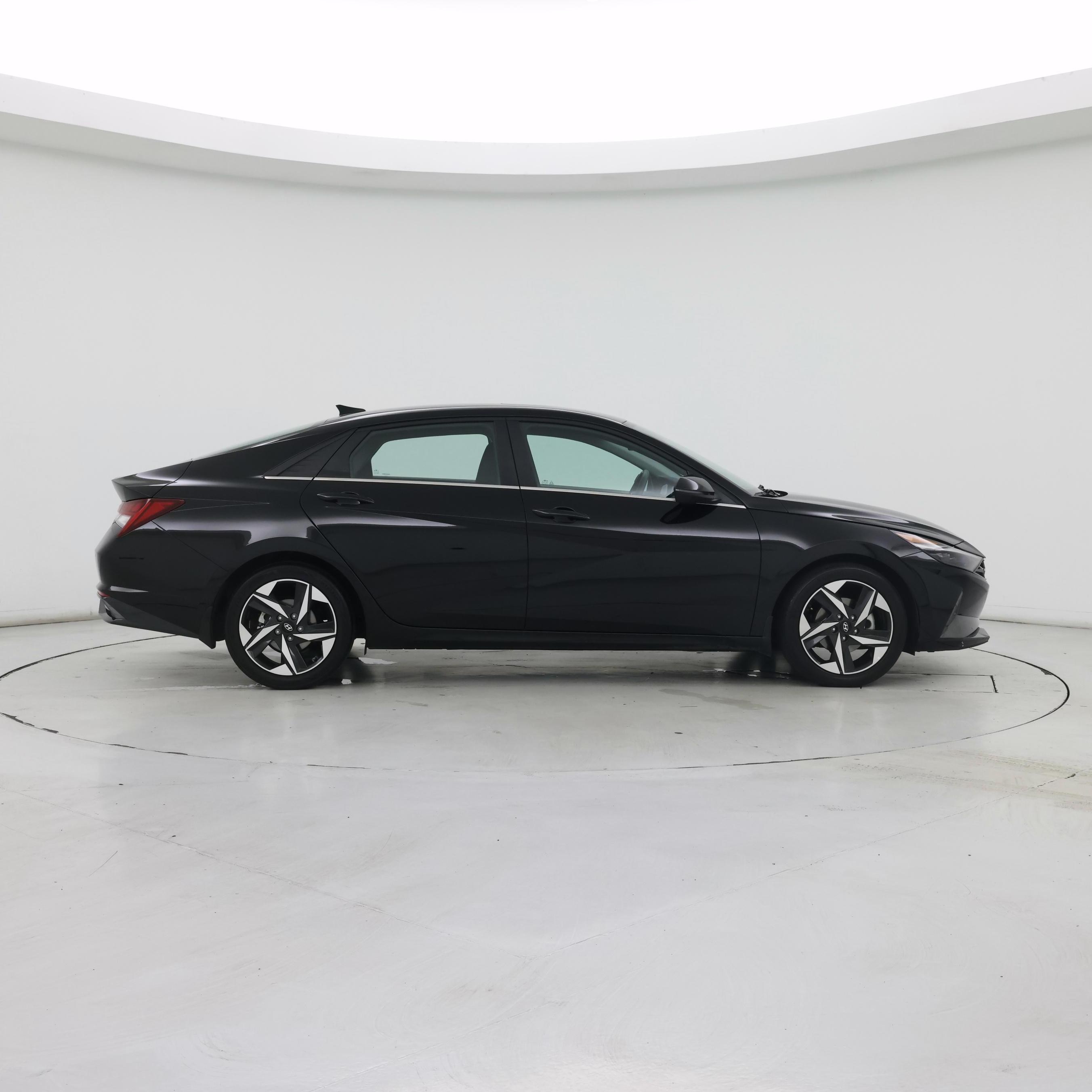 Thumbnail: 2023 Hyundai Elantra - 7