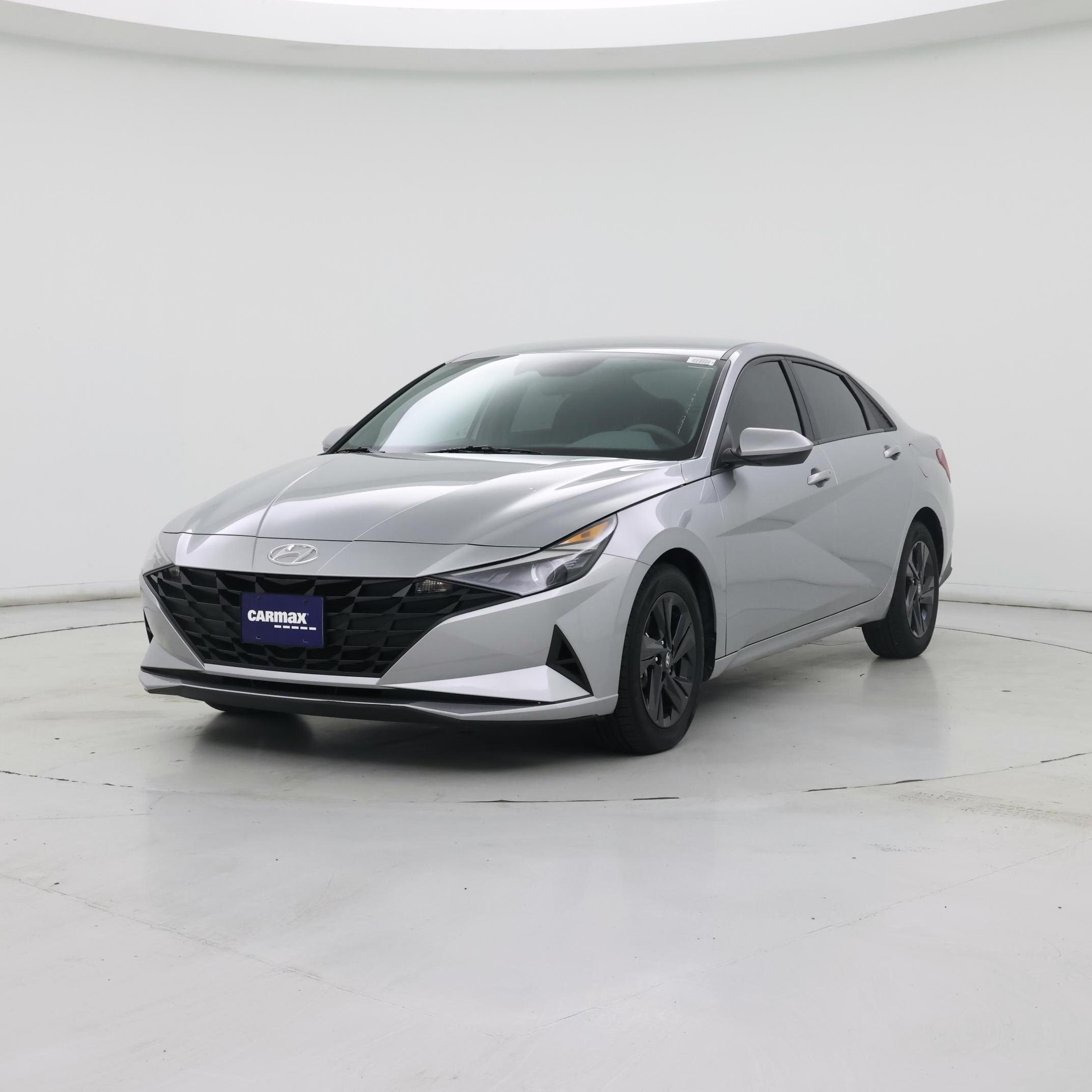 Thumbnail: 2022 Hyundai Elantra - 4