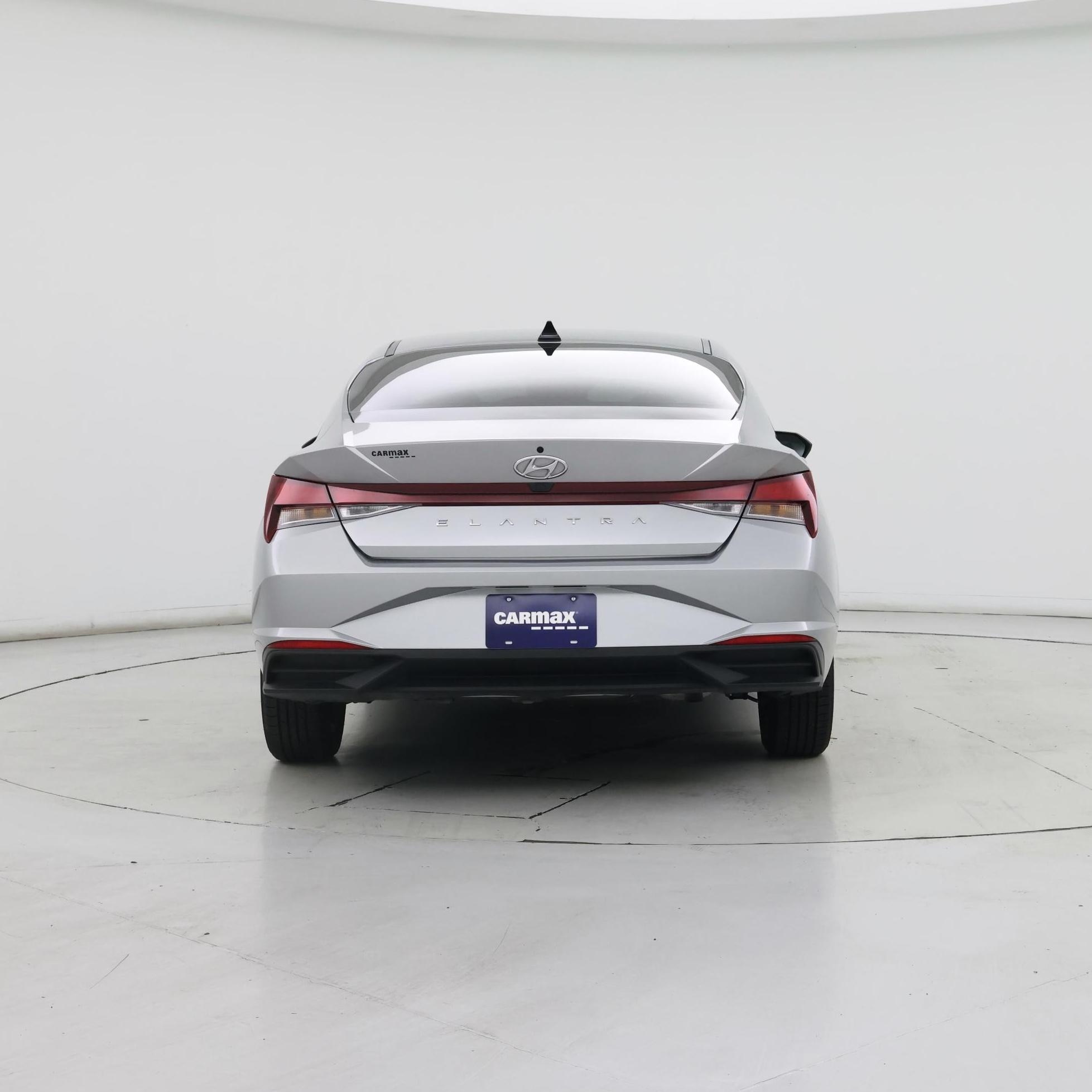 Thumbnail: 2022 Hyundai Elantra - 6