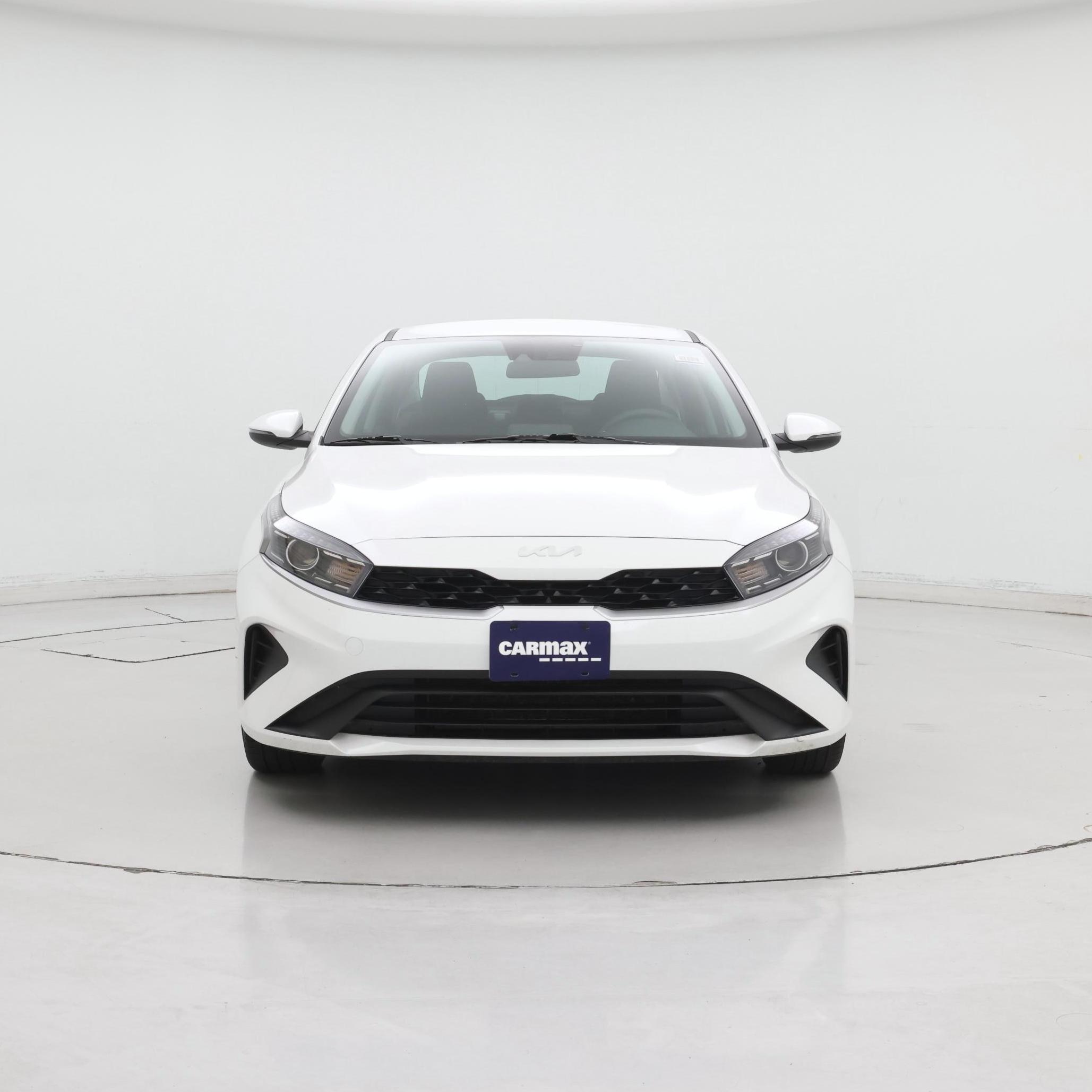 Thumbnail: 2023 Kia Forte - 5