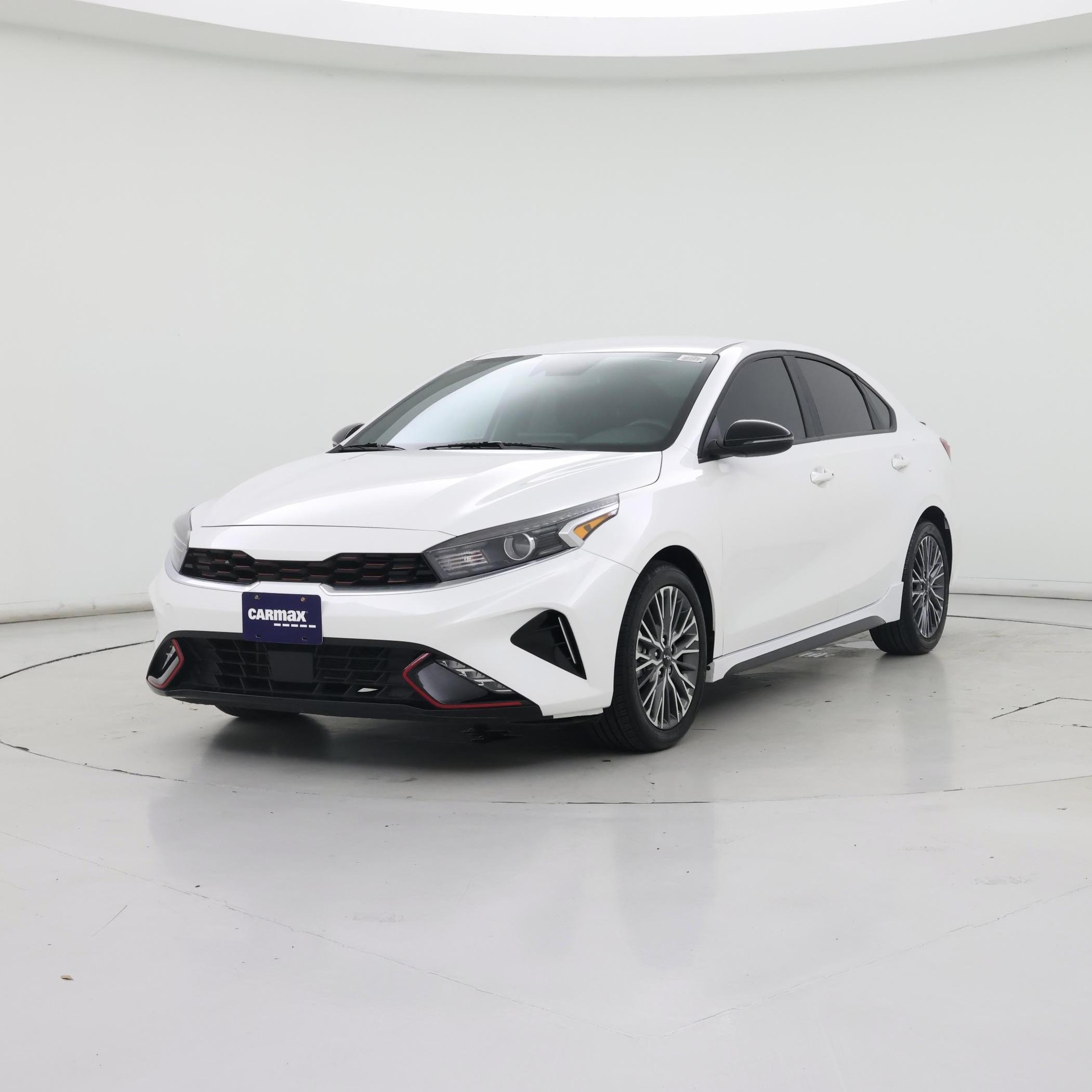 Thumbnail: 2024 Kia Forte - 4