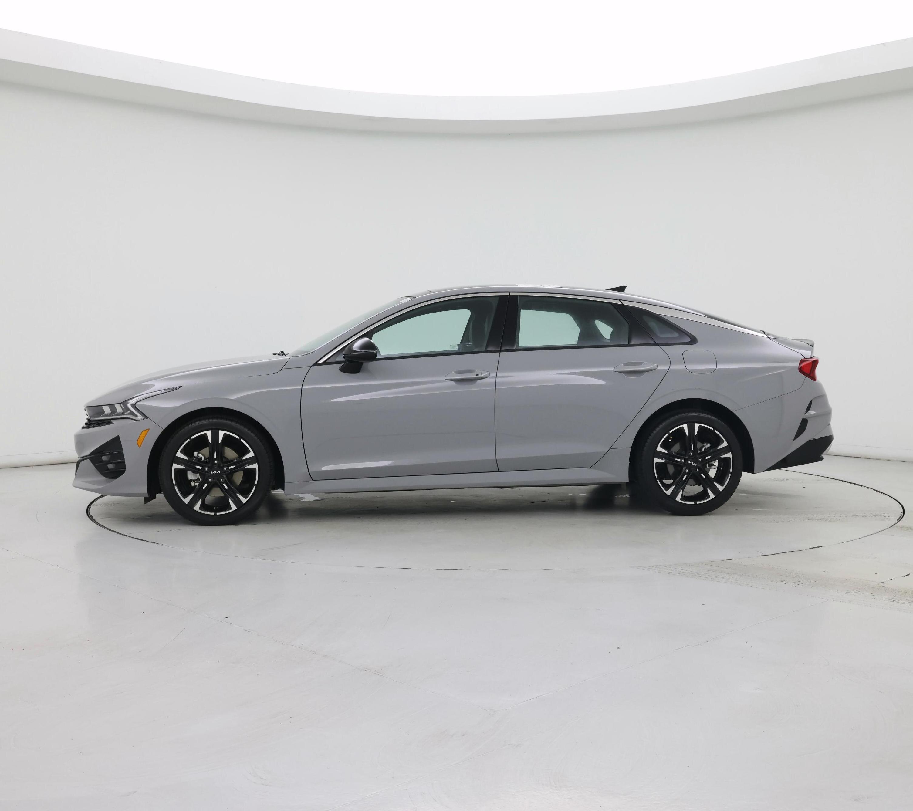 Thumbnail: 2023 Kia K5 - 3