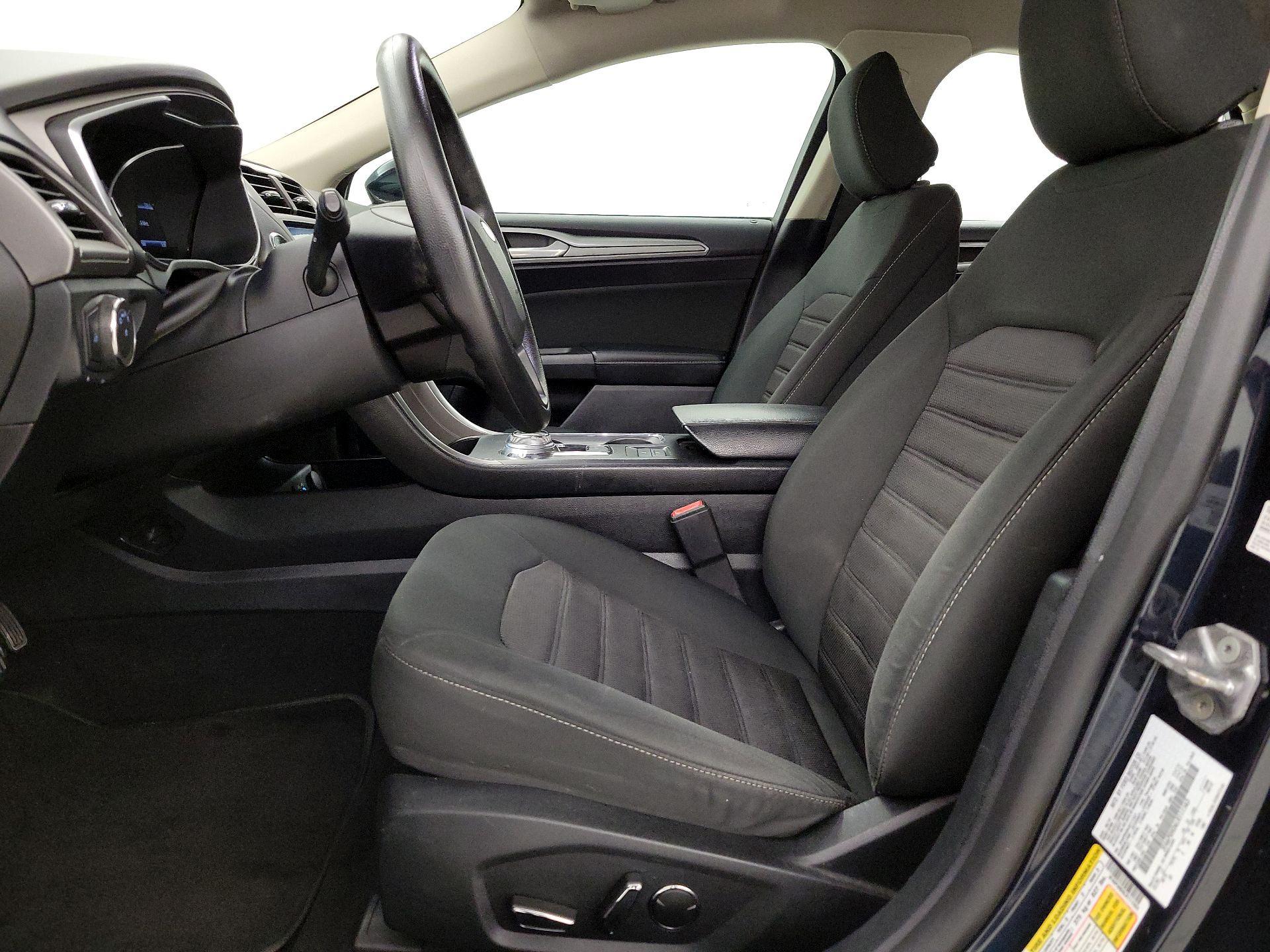 Thumbnail: 2020 Ford Fusion - 11
