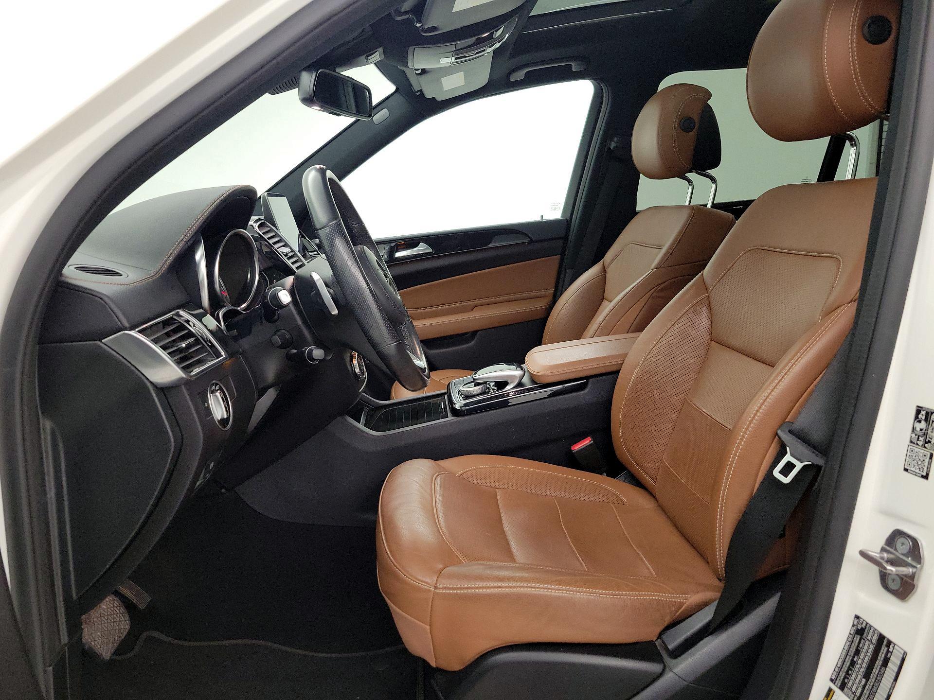 Thumbnail: 2019 Mercedes-Benz GLS - 11