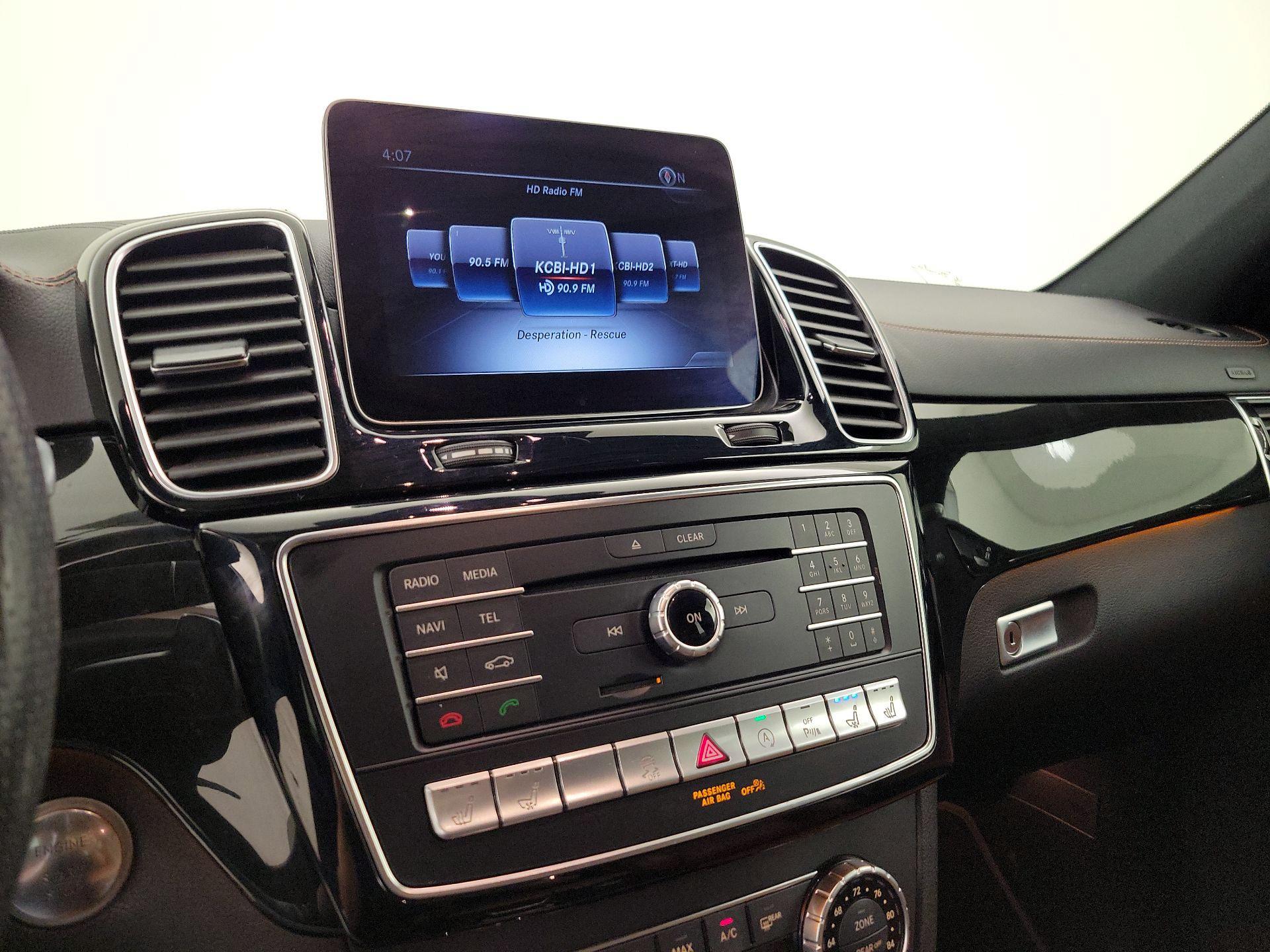 Thumbnail: 2019 Mercedes-Benz GLS - 15