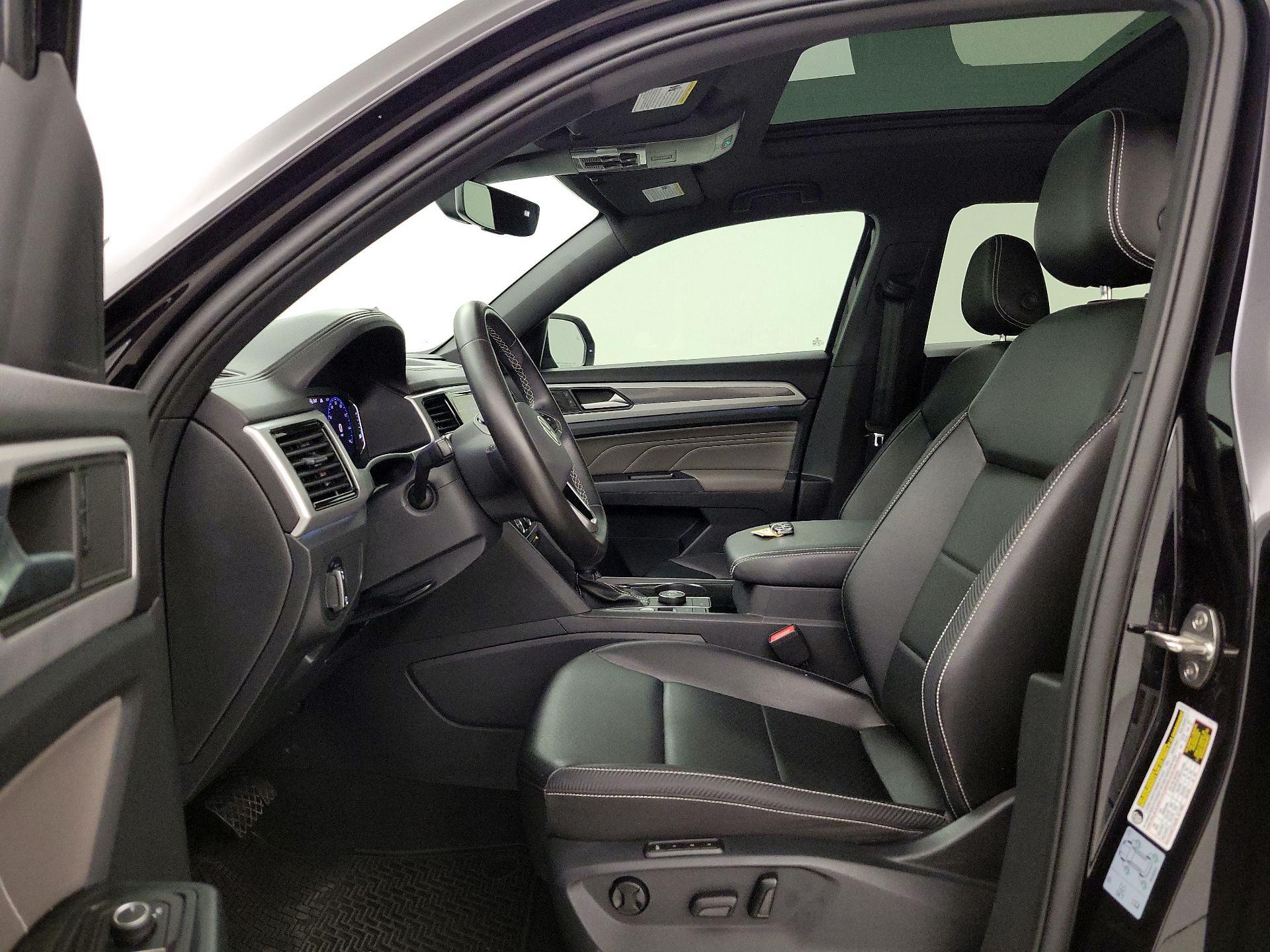 Thumbnail: 2021 Volkswagen Atlas - 11