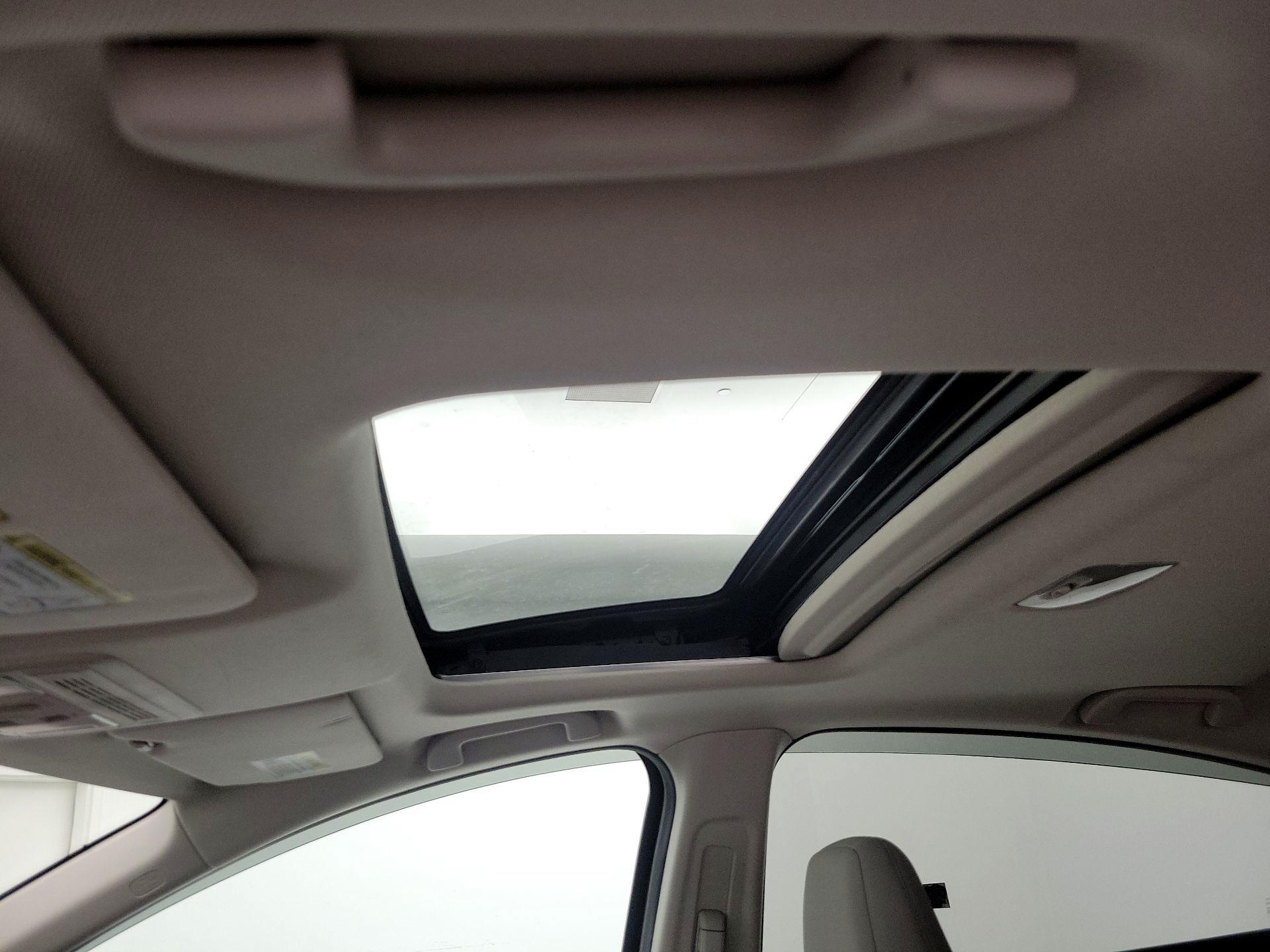 Thumbnail: 2019 Honda HR-V - 19