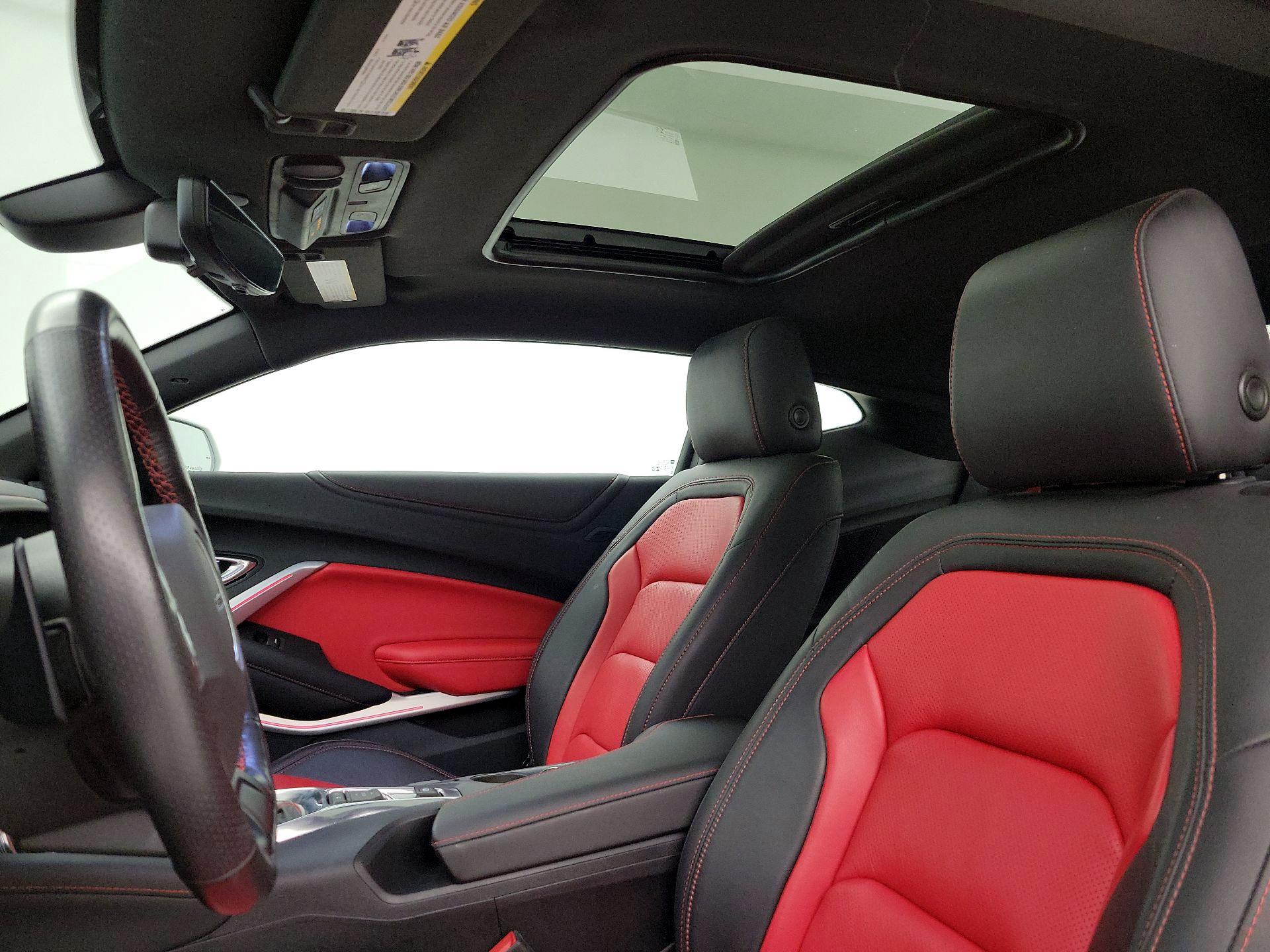 Thumbnail: 2020 Chevrolet Camaro - 19