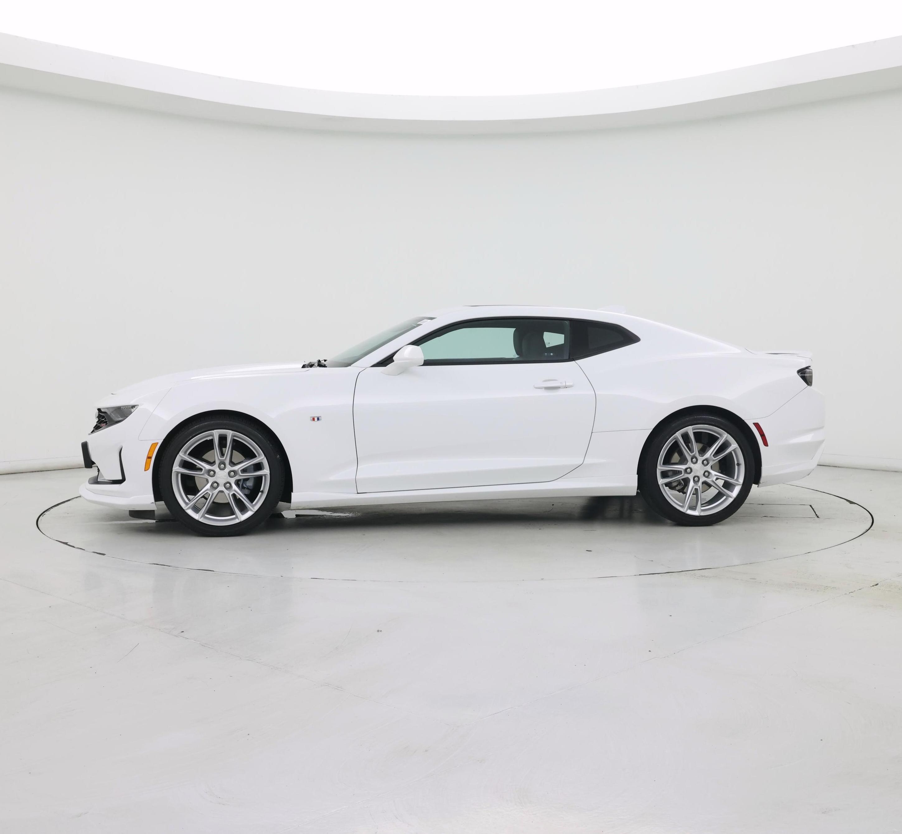 Thumbnail: 2020 Chevrolet Camaro - 3