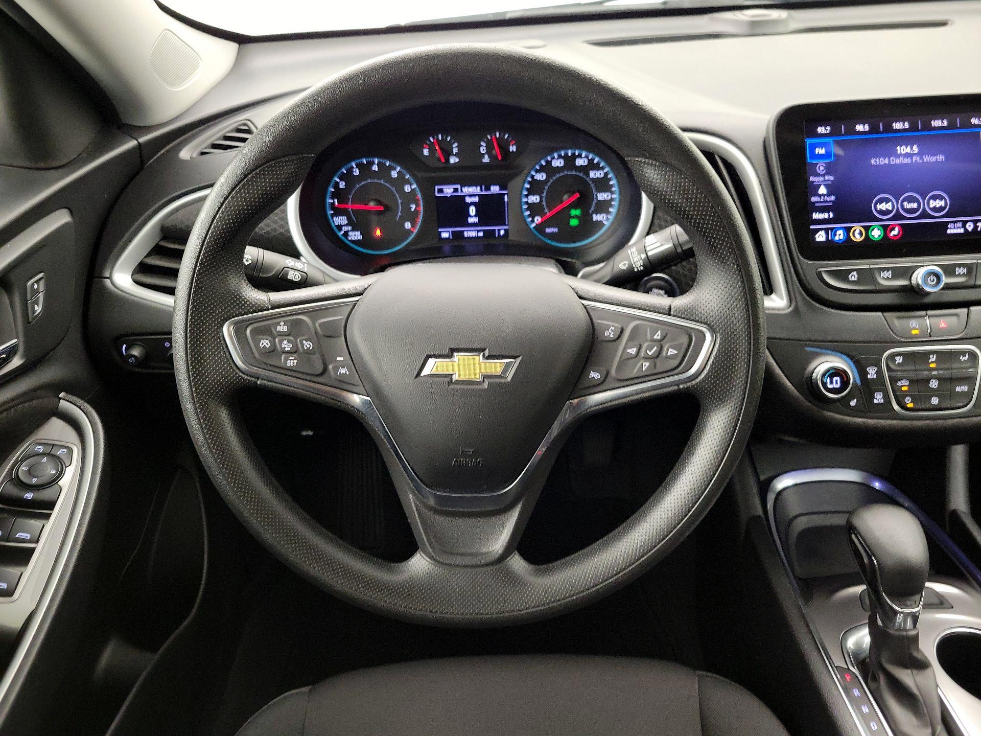 Thumbnail: 2023 Chevrolet Malibu - 10