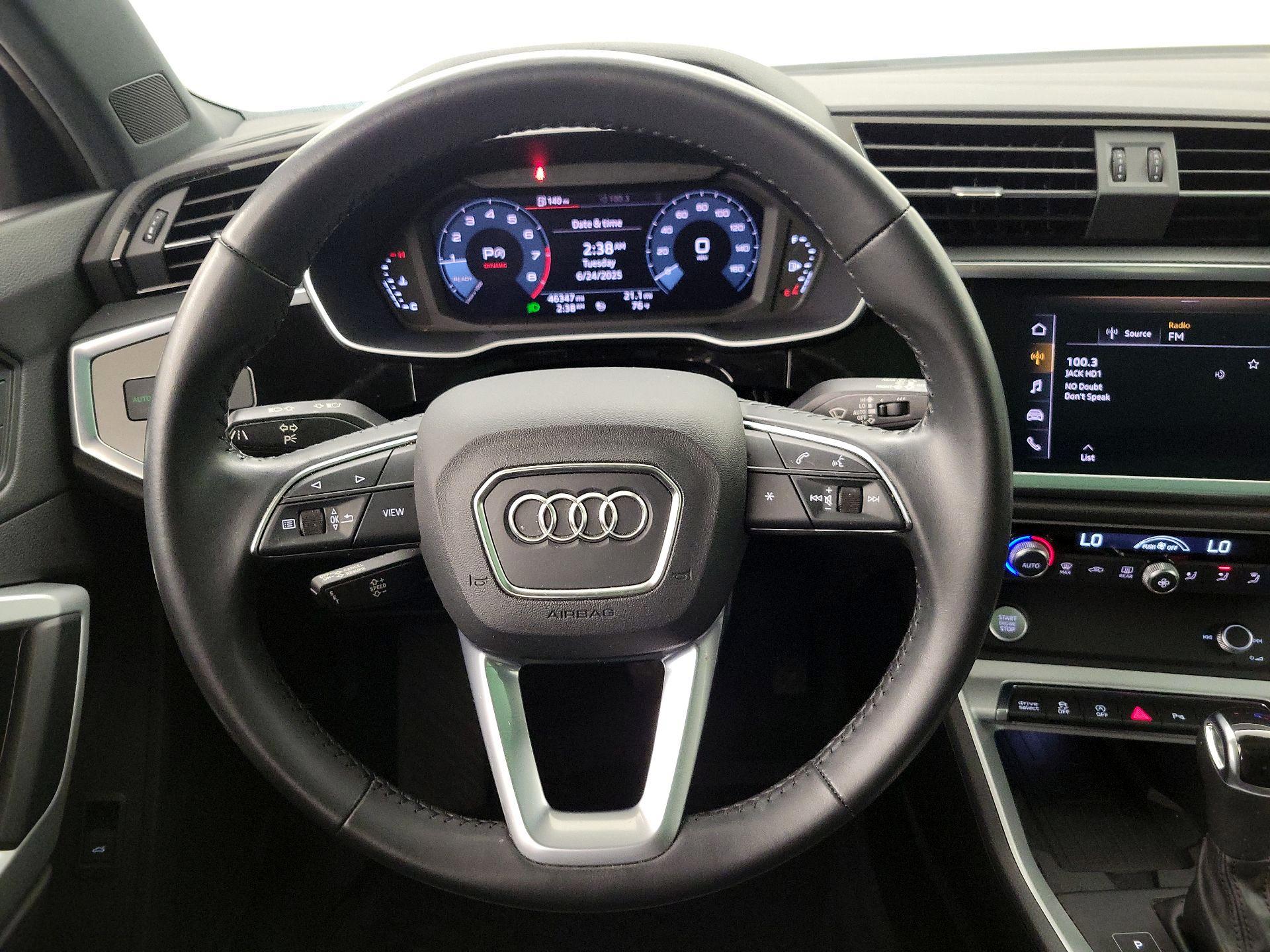 Thumbnail: 2020 Audi Q3 - 10