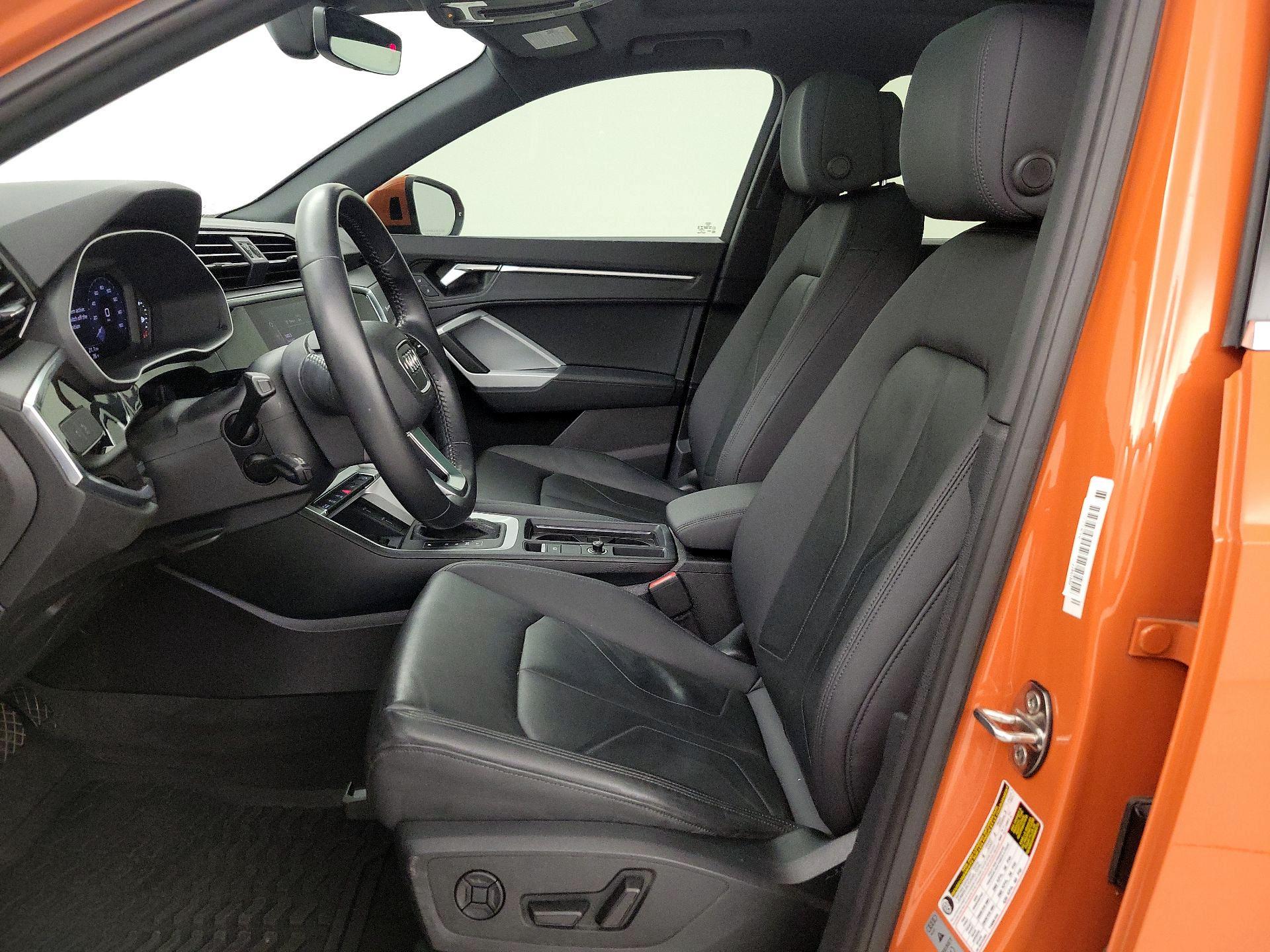 Thumbnail: 2020 Audi Q3 - 11