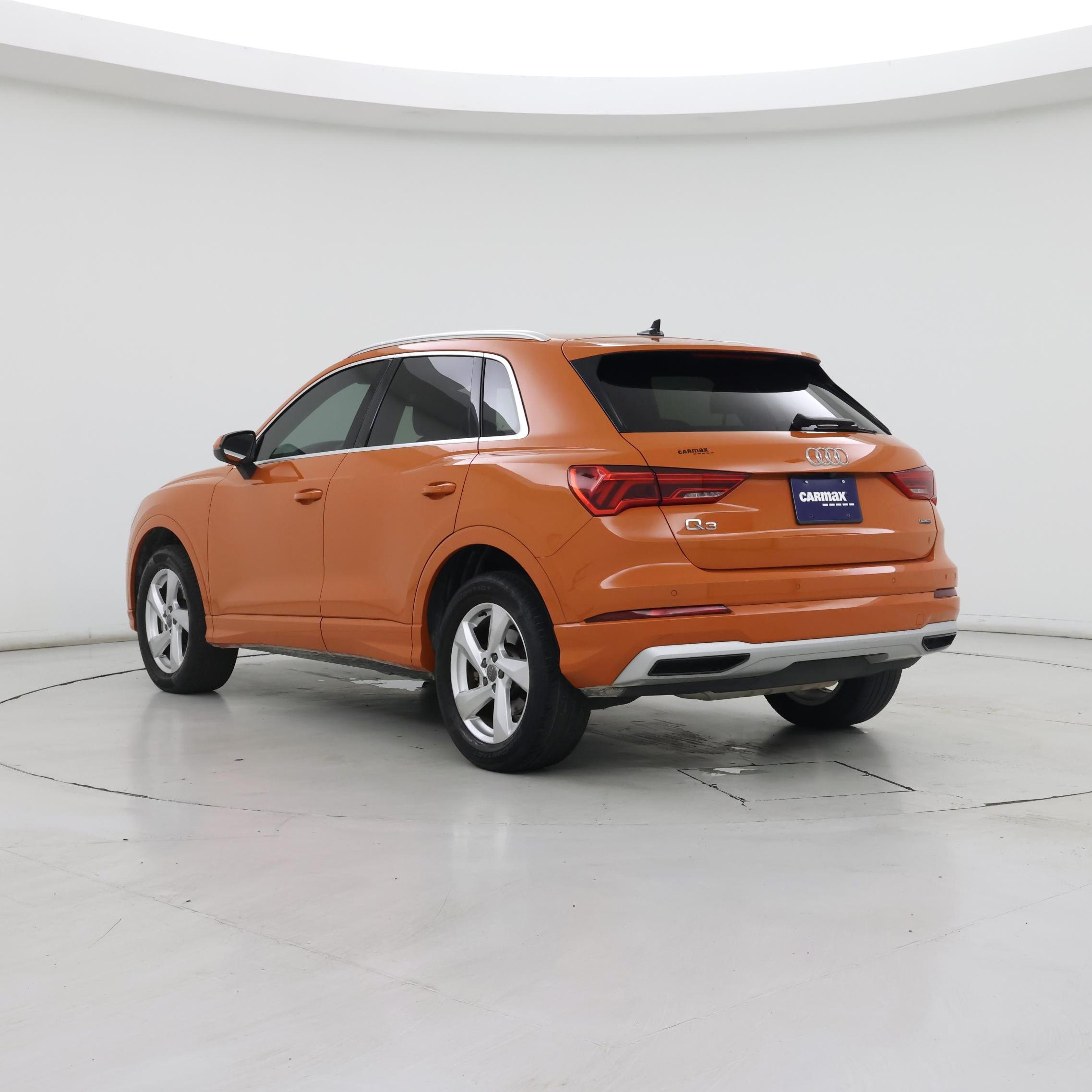 Thumbnail: 2020 Audi Q3 - 2