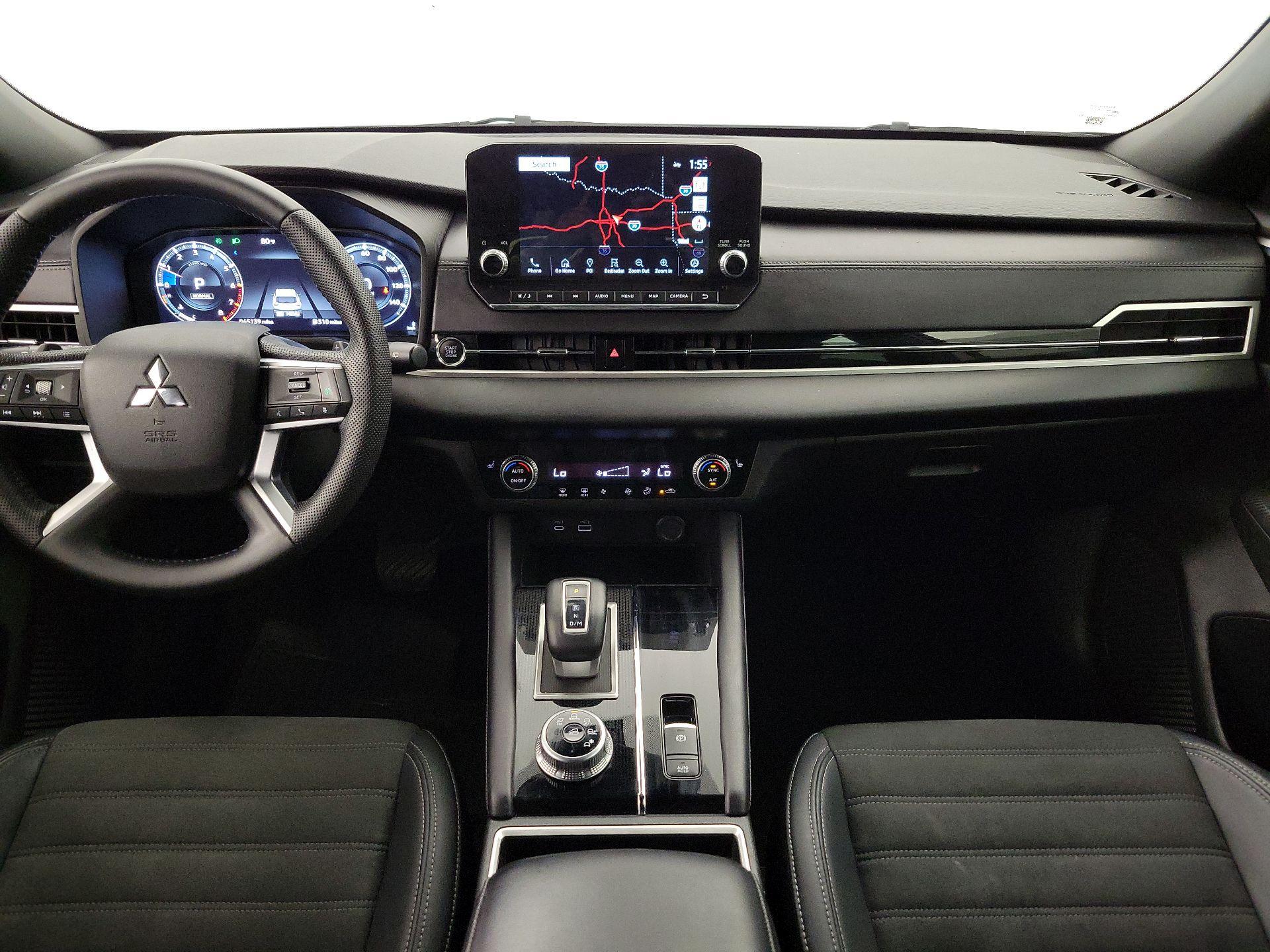 Thumbnail: 2023 Mitsubishi Outlander - 9