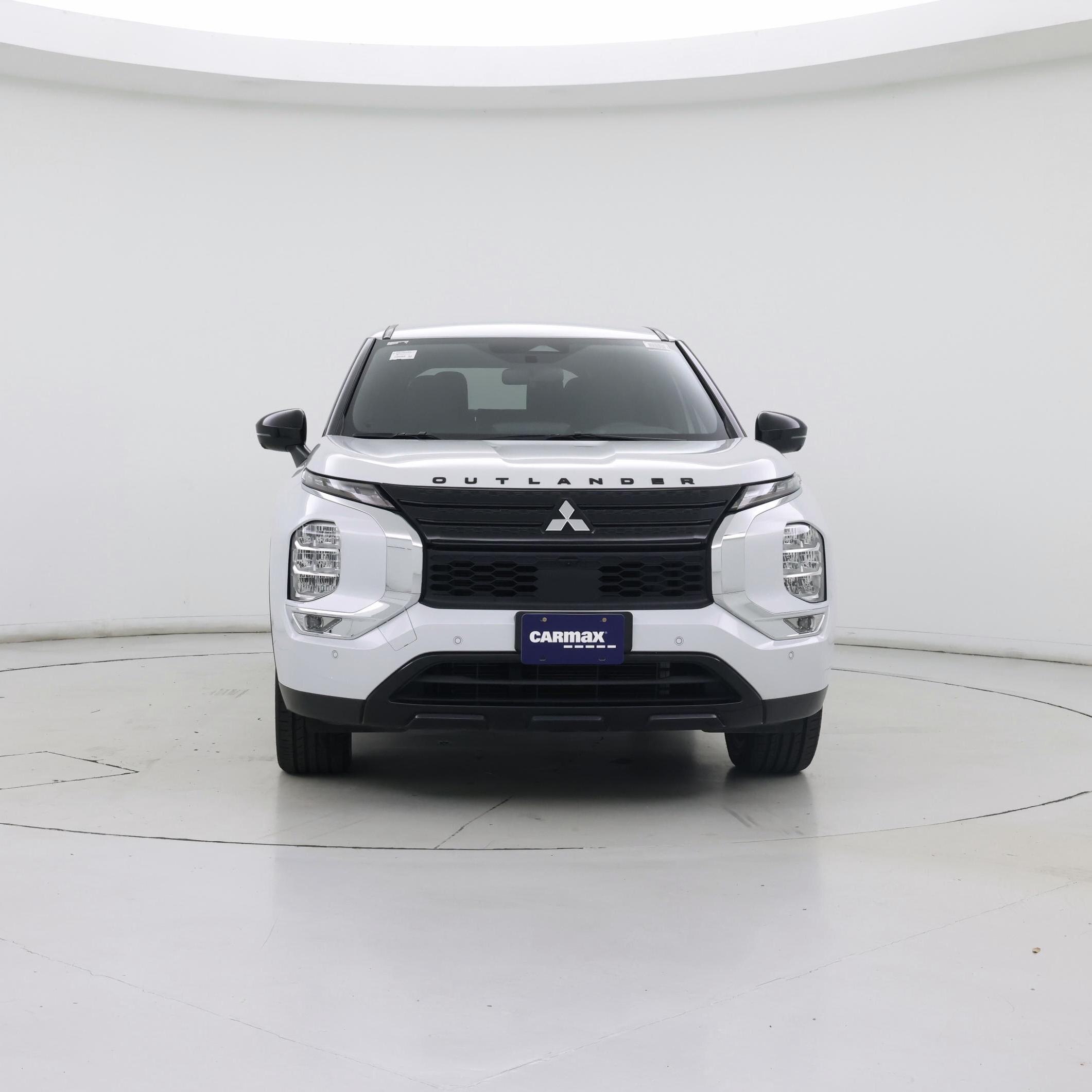 Thumbnail: 2023 Mitsubishi Outlander - 5