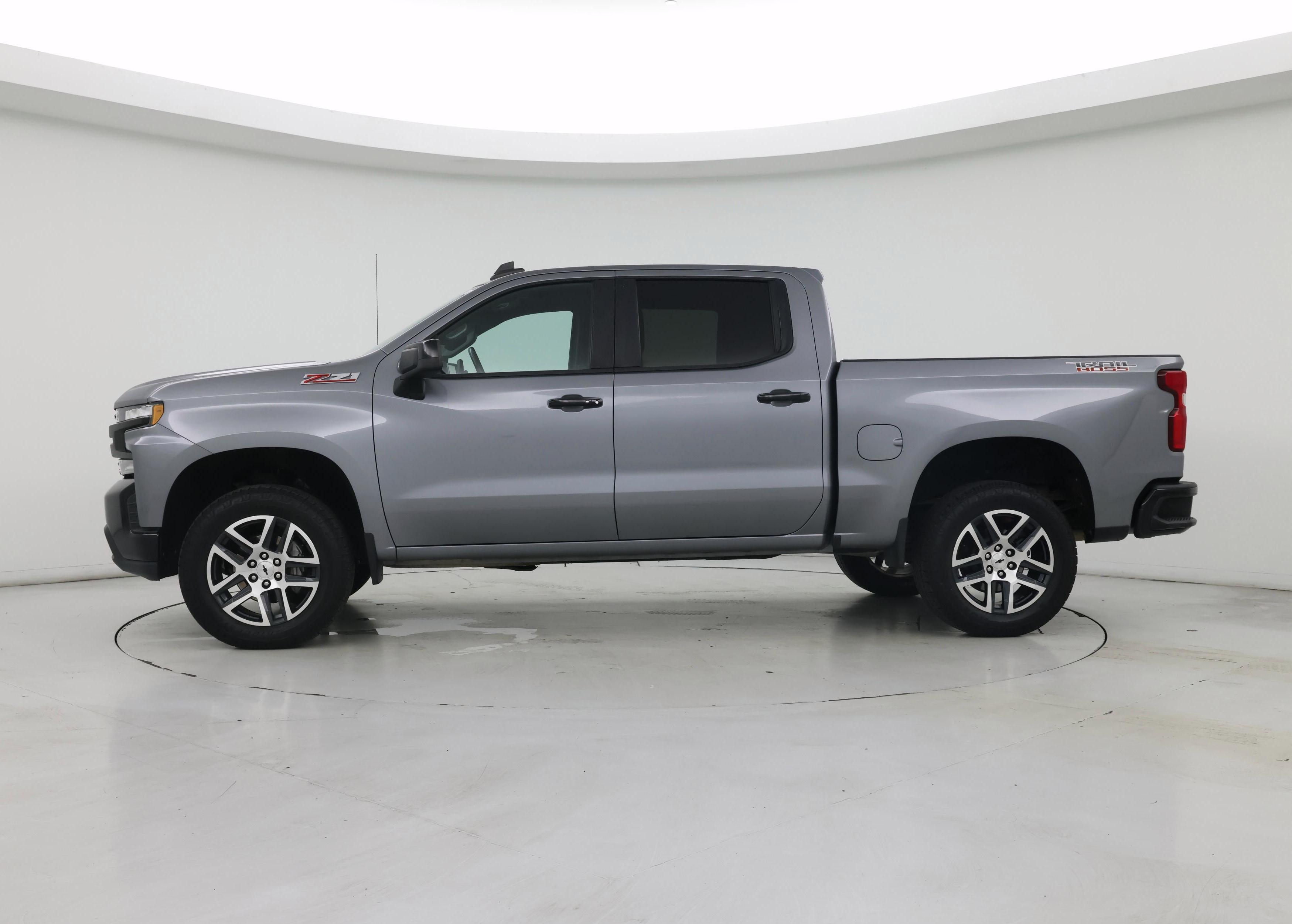 Thumbnail: 2020 Chevrolet Silverado 1500 - 3