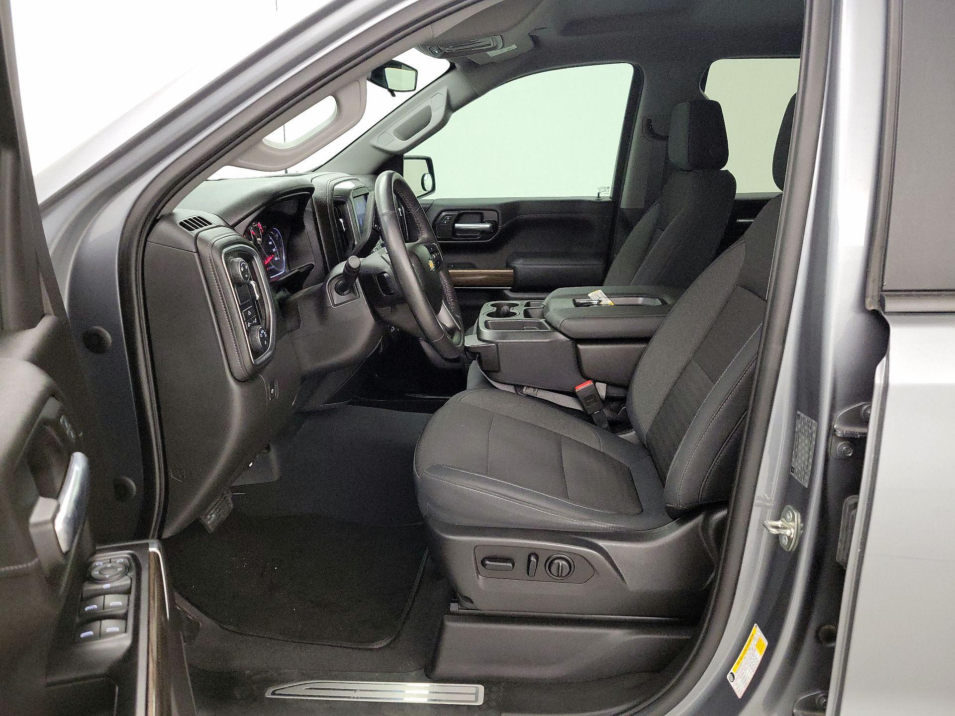 Thumbnail: 2019 Chevrolet Silverado 1500 - 11