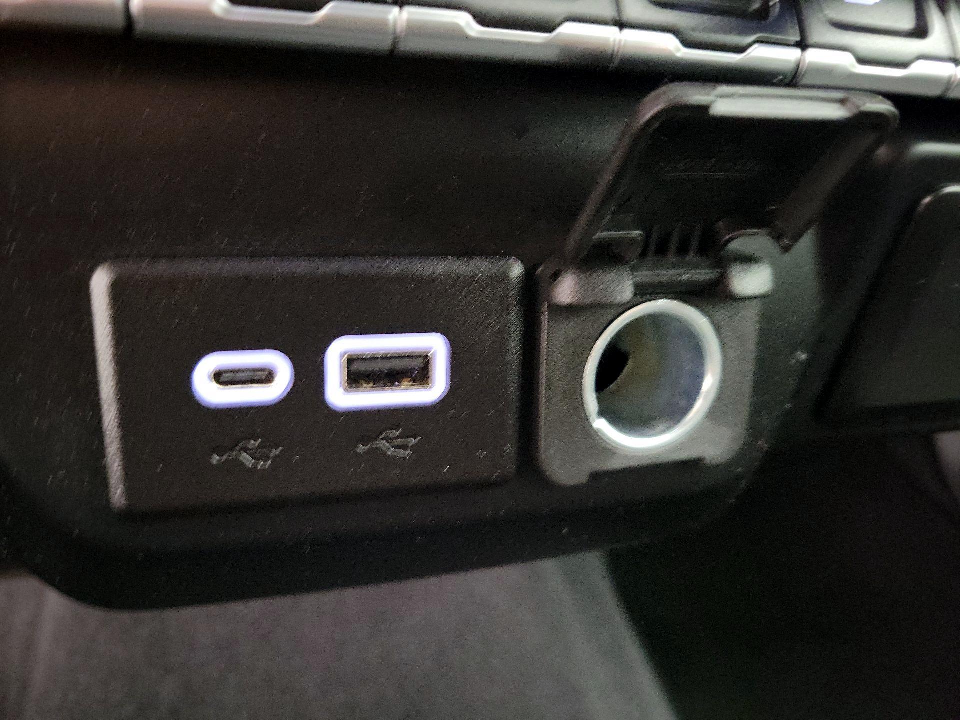 Thumbnail: 2019 Chevrolet Silverado 1500 - 18