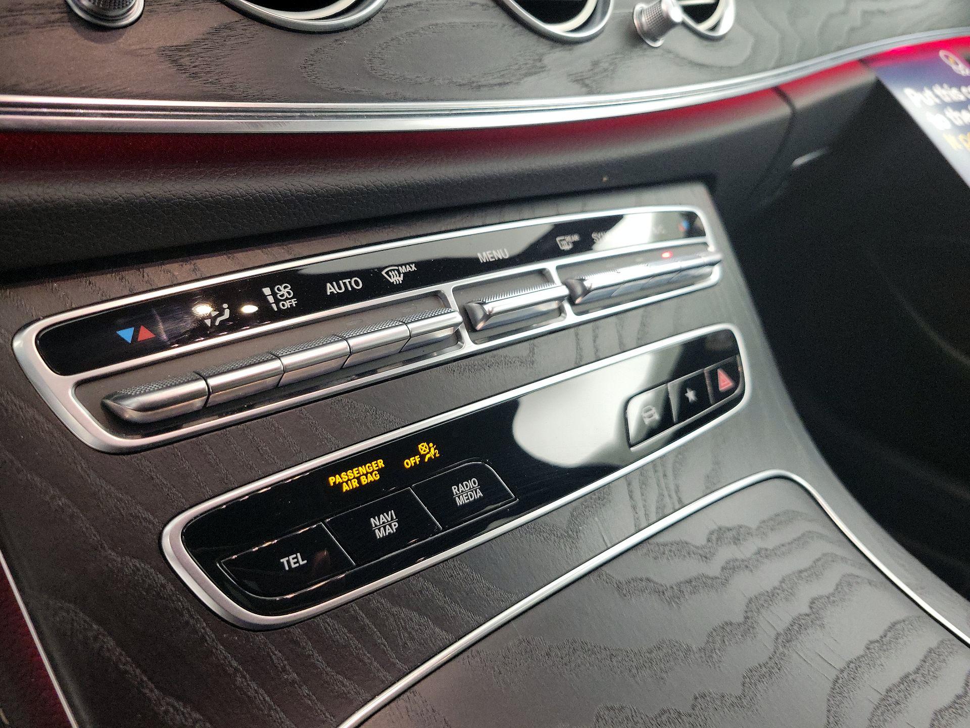 Thumbnail: 2021 Mercedes-Benz E-Class - 17