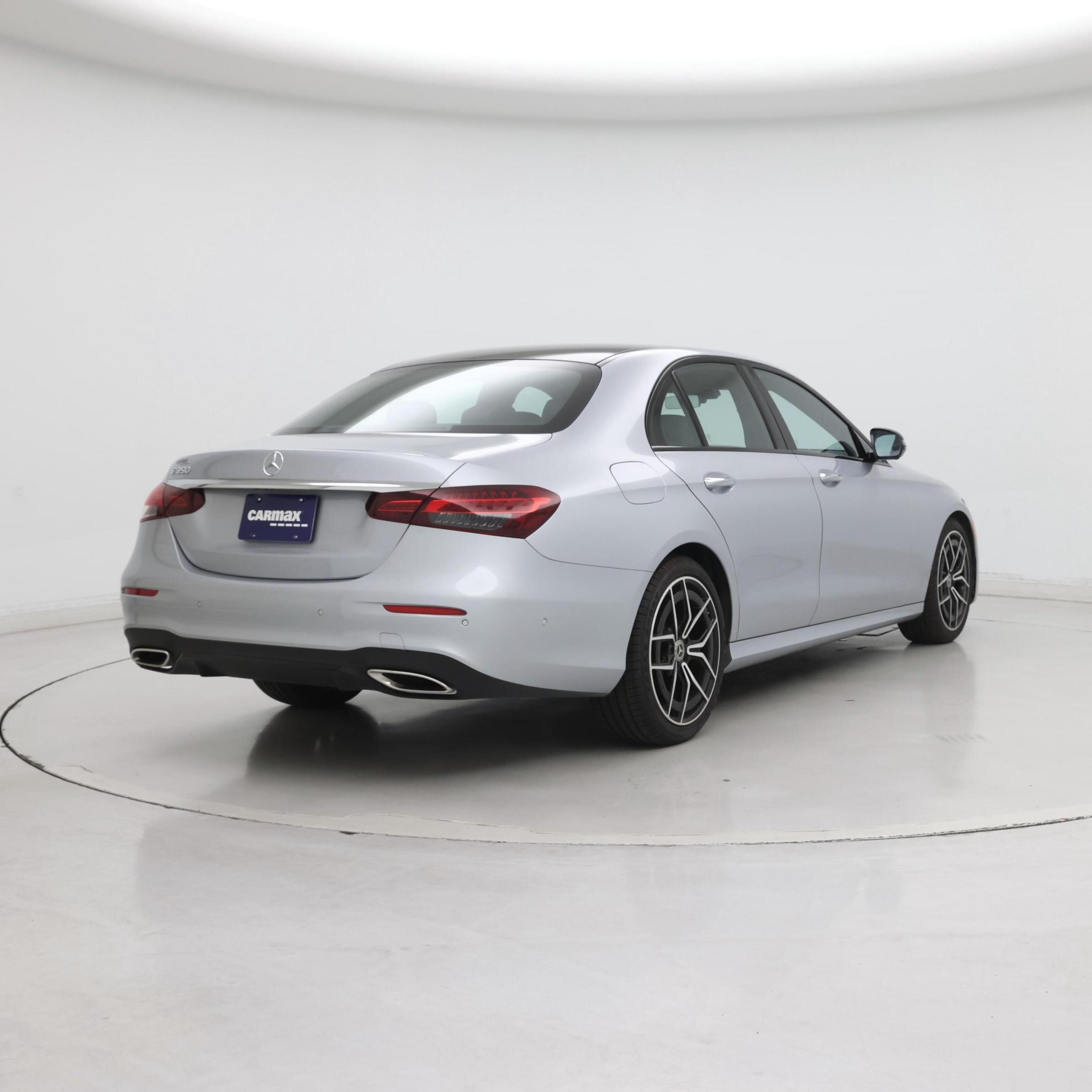 Thumbnail: 2021 Mercedes-Benz E-Class - 8