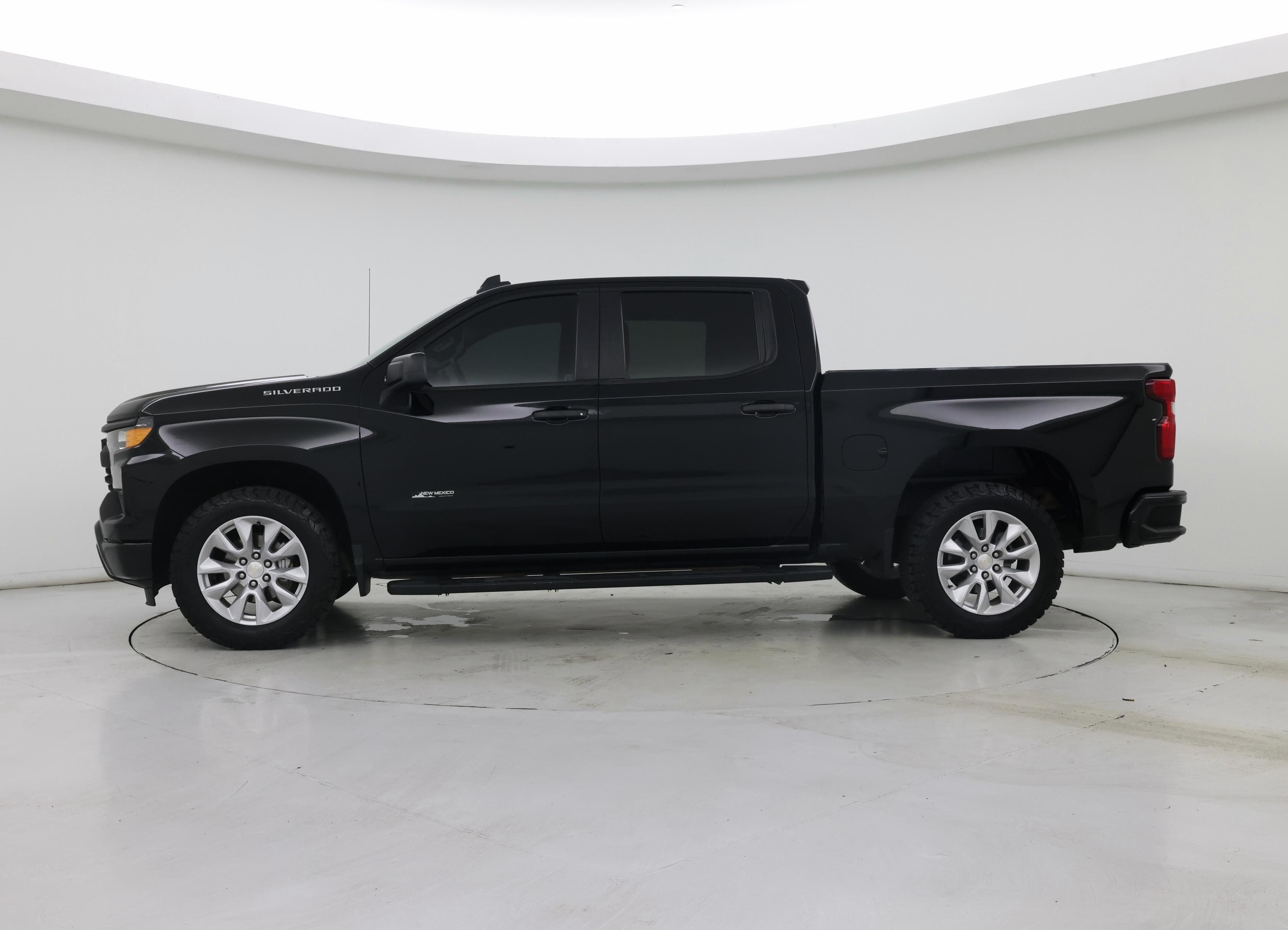 Thumbnail: 2022 Chevrolet Silverado 1500 - 3