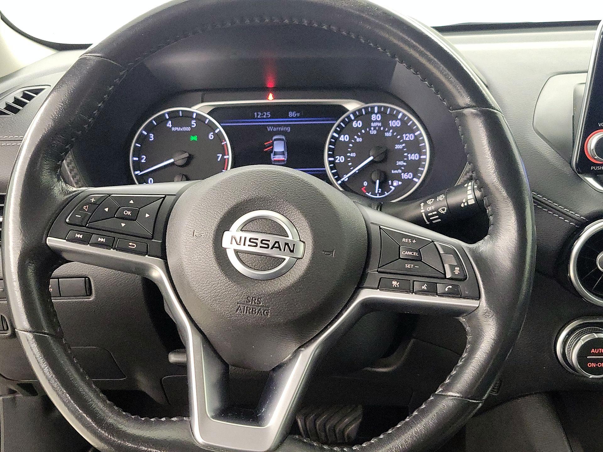 Thumbnail: 2022 Nissan Sentra - 10