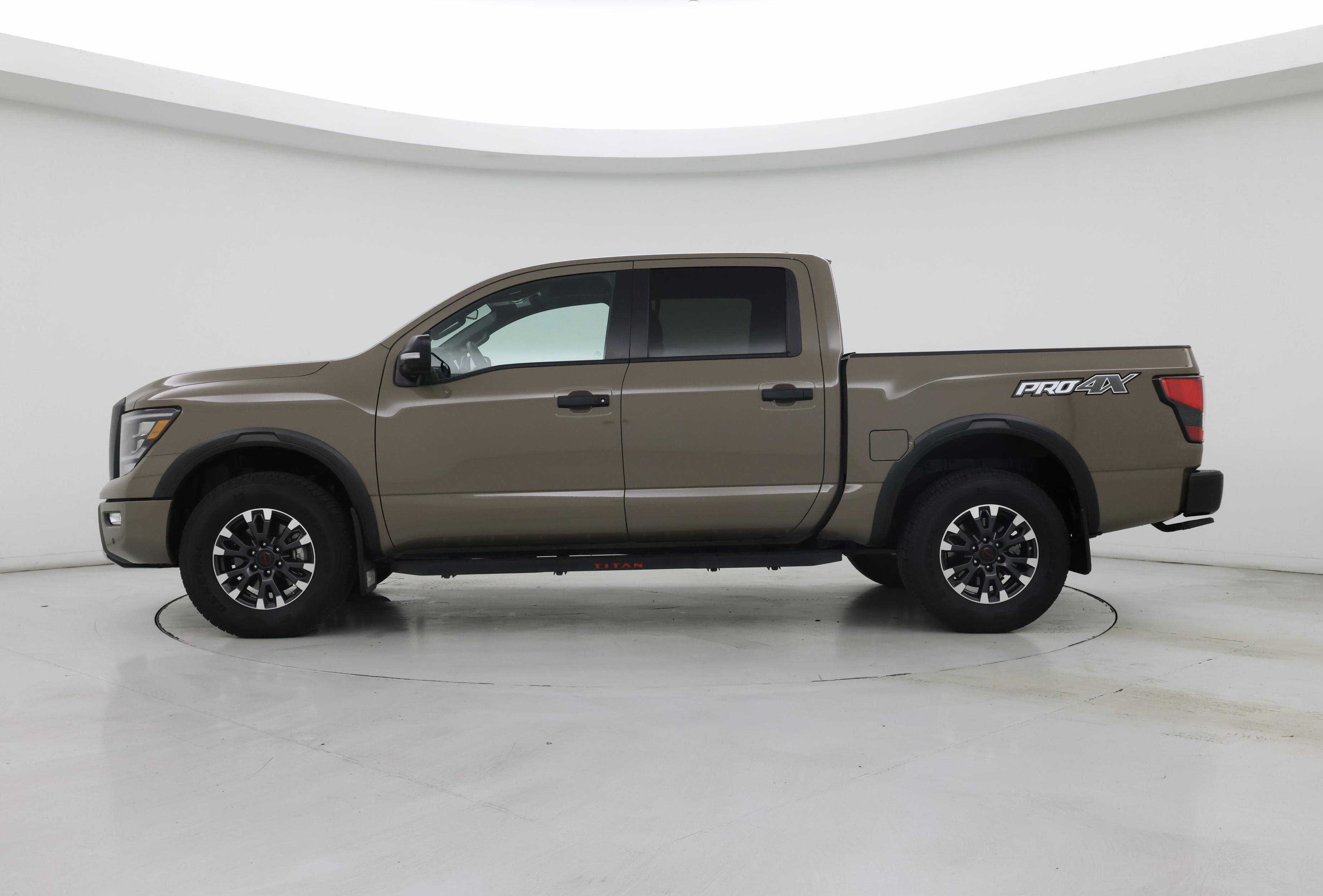 Thumbnail: 2023 Nissan Titan - 3