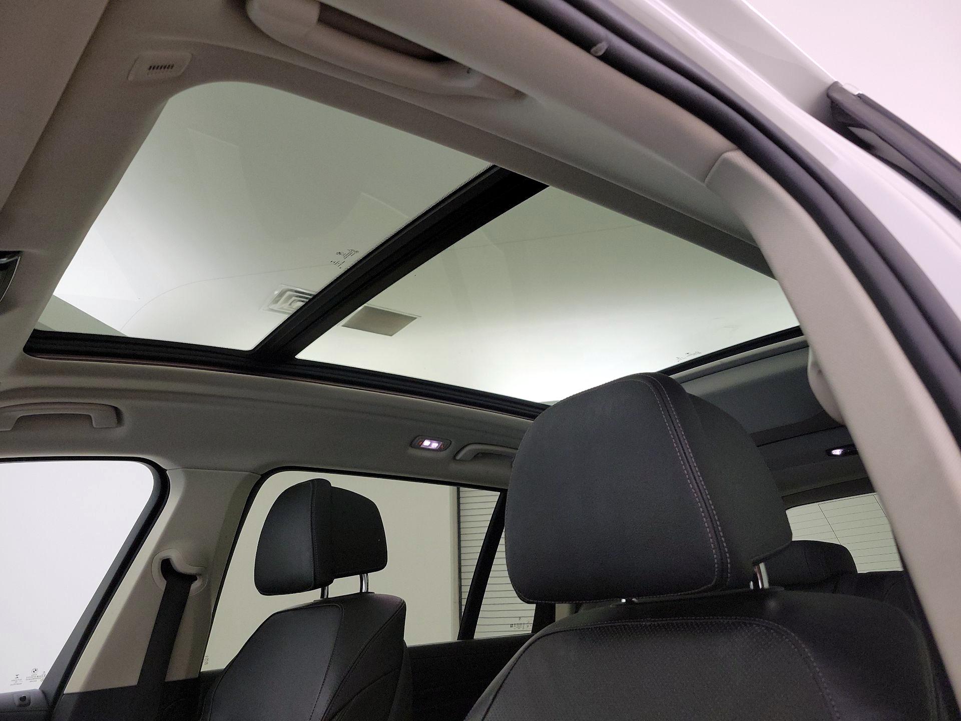 Thumbnail: 2019 BMW X7 - 19