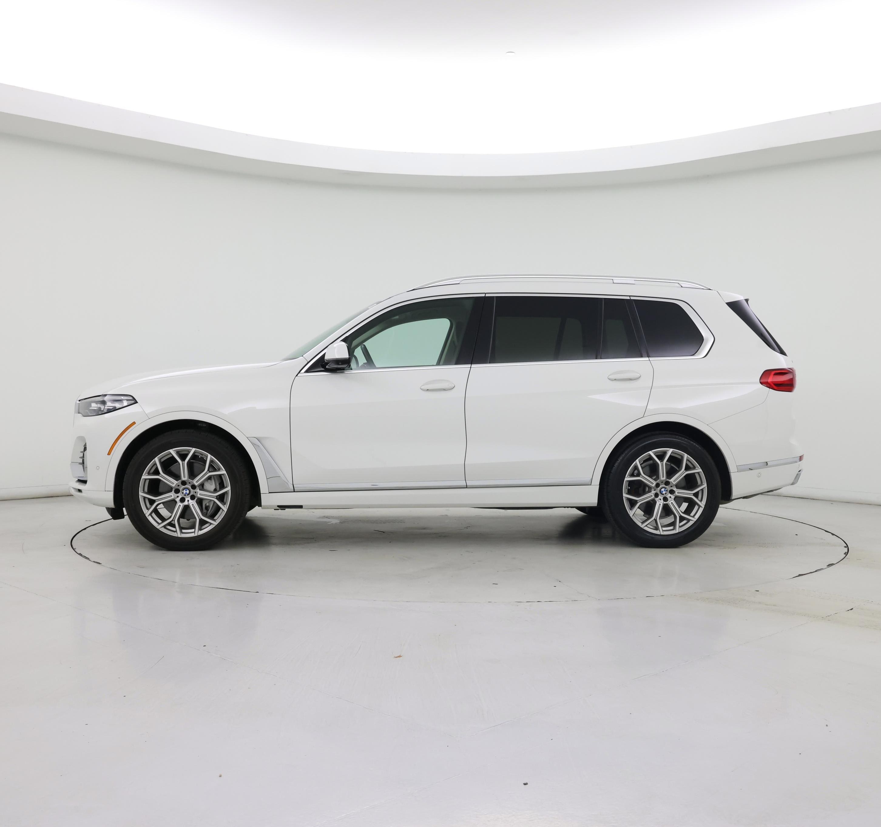 Thumbnail: 2019 BMW X7 - 3