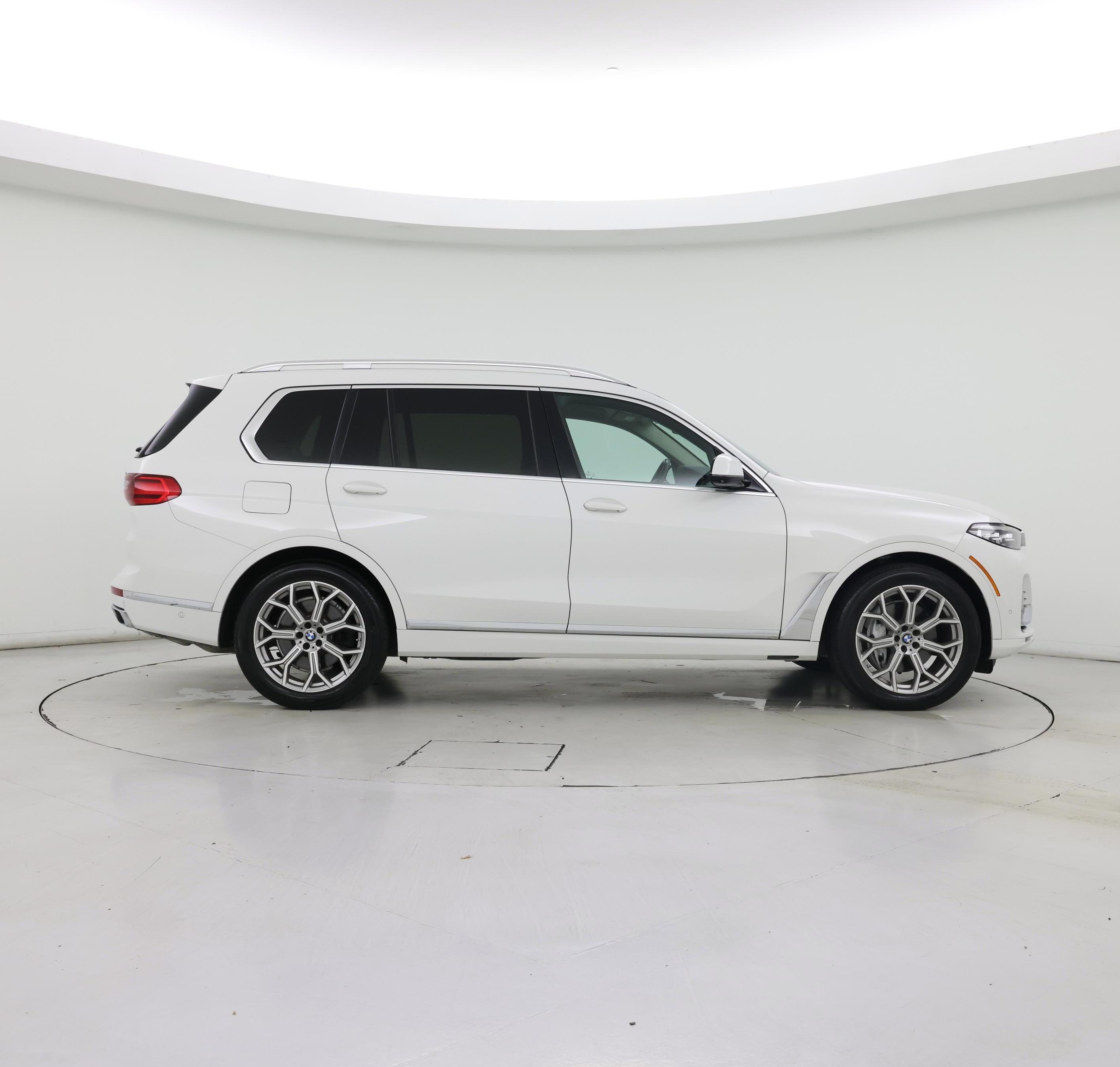 Thumbnail: 2019 BMW X7 - 7