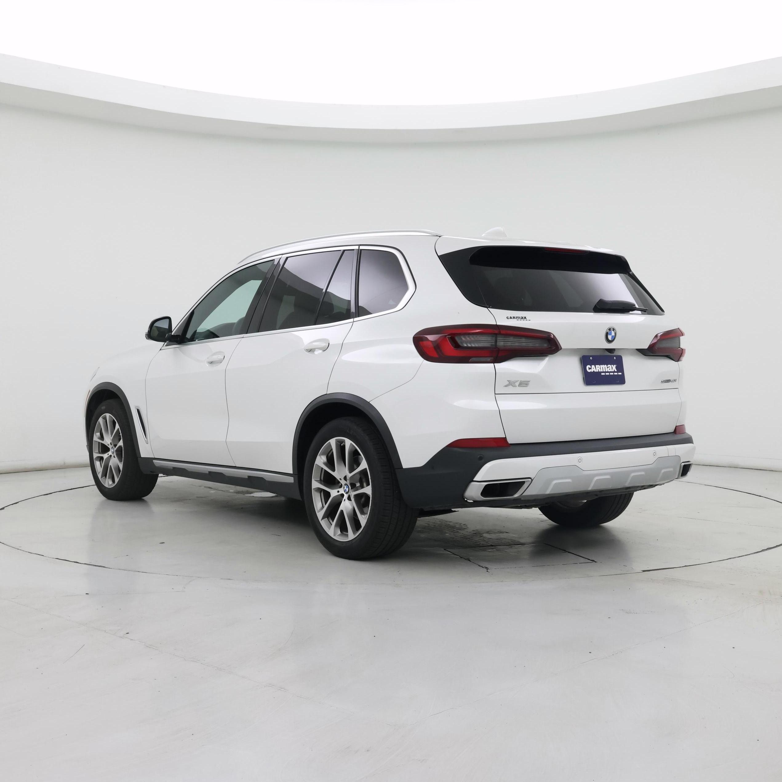 Thumbnail: 2021 BMW X5 - 2